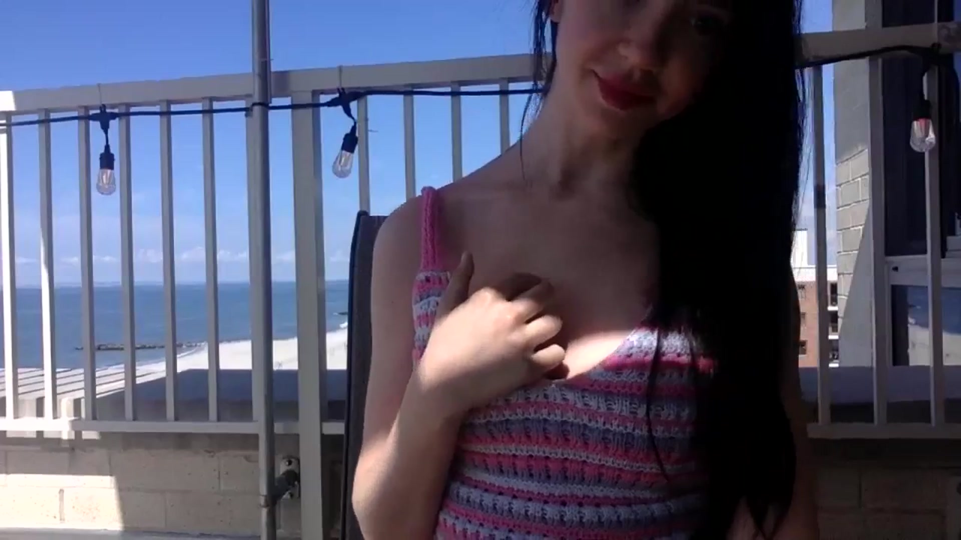 Gallery image thumbnail from SultrySiren19's myfreecams stream on, 06/12/2024, 14:10 image 8 of 20