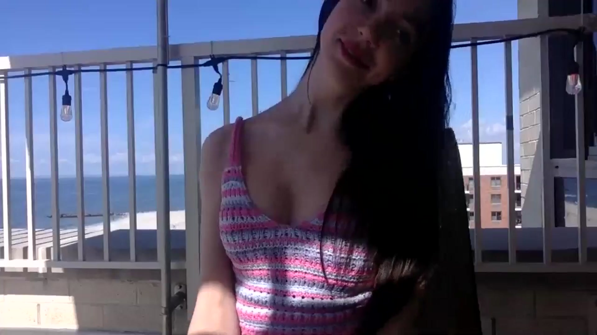 Gallery image thumbnail from SultrySiren19's myfreecams stream on, 06/12/2024, 14:10 image 9 of 20