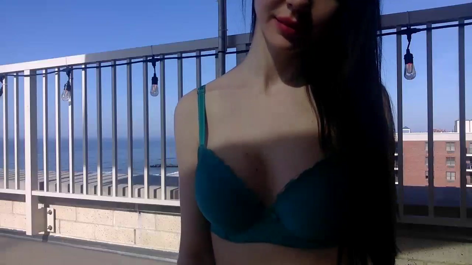 Gallery image thumbnail from SultrySiren19's myfreecams stream on, 06/13/2024, 12:39 image 16 of 20