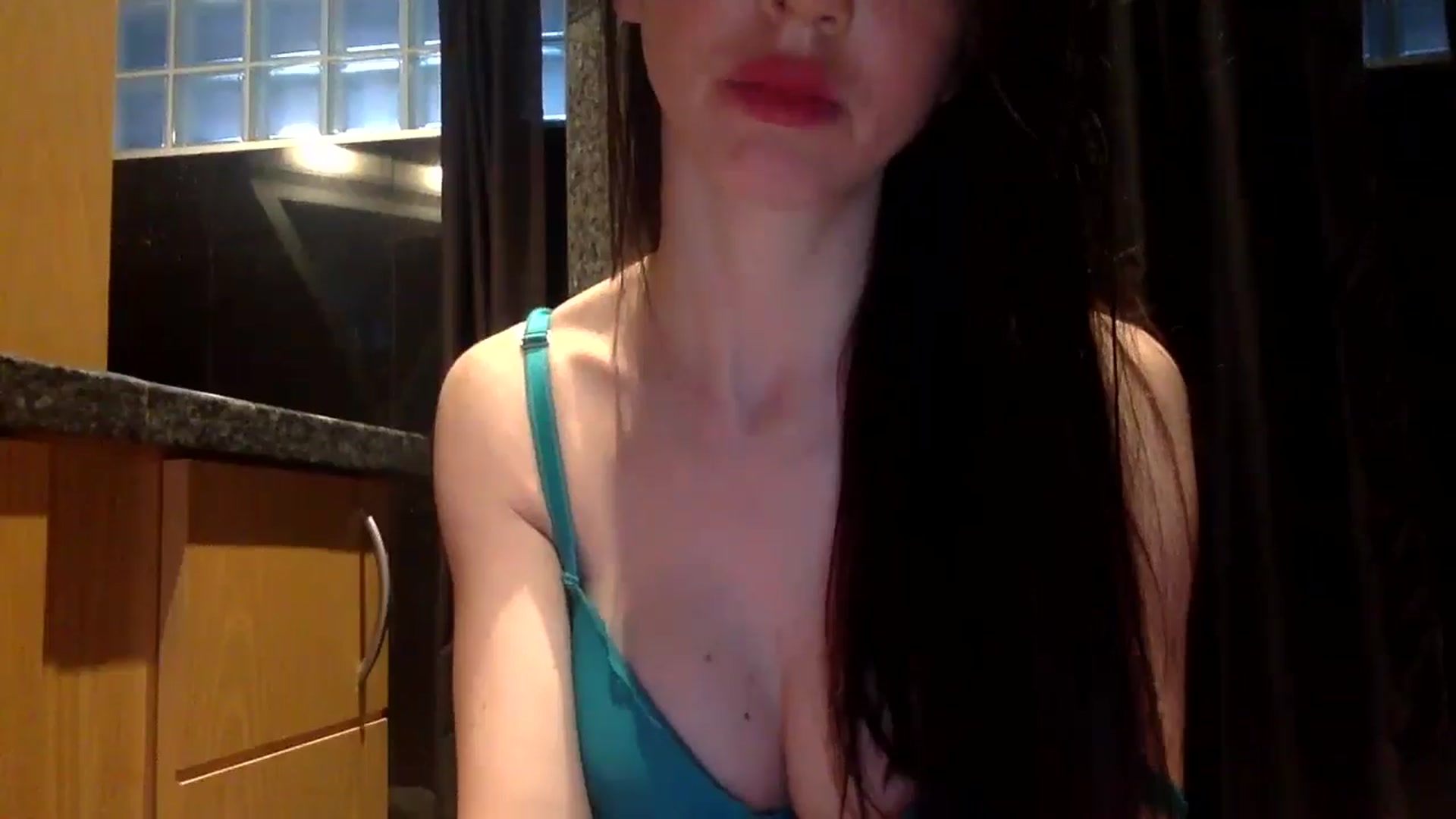 Gallery image thumbnail from SultrySiren19's myfreecams stream on, 06/13/2024, 16:25 image 7 of 20