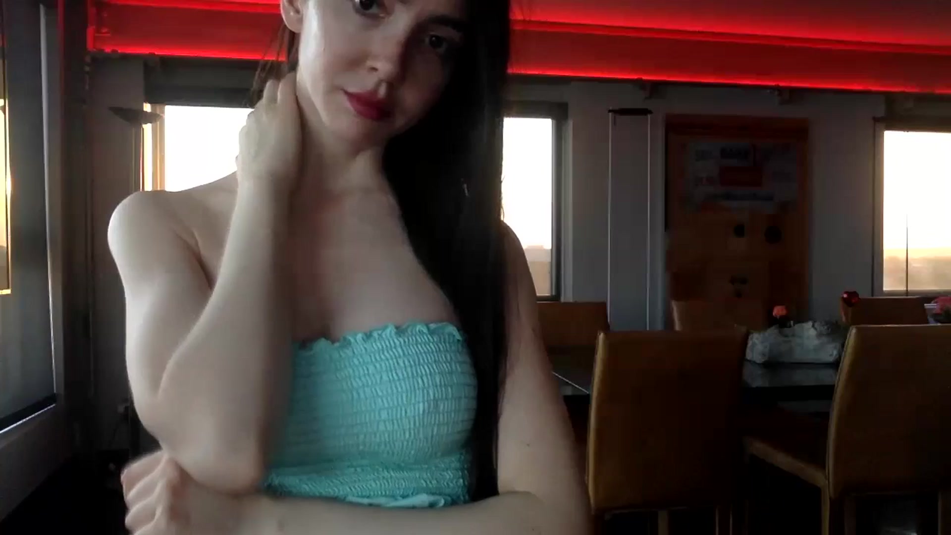 Gallery image thumbnail from SultrySiren19's myfreecams stream on, 06/18/2024, 24:04 image 20 of 20
