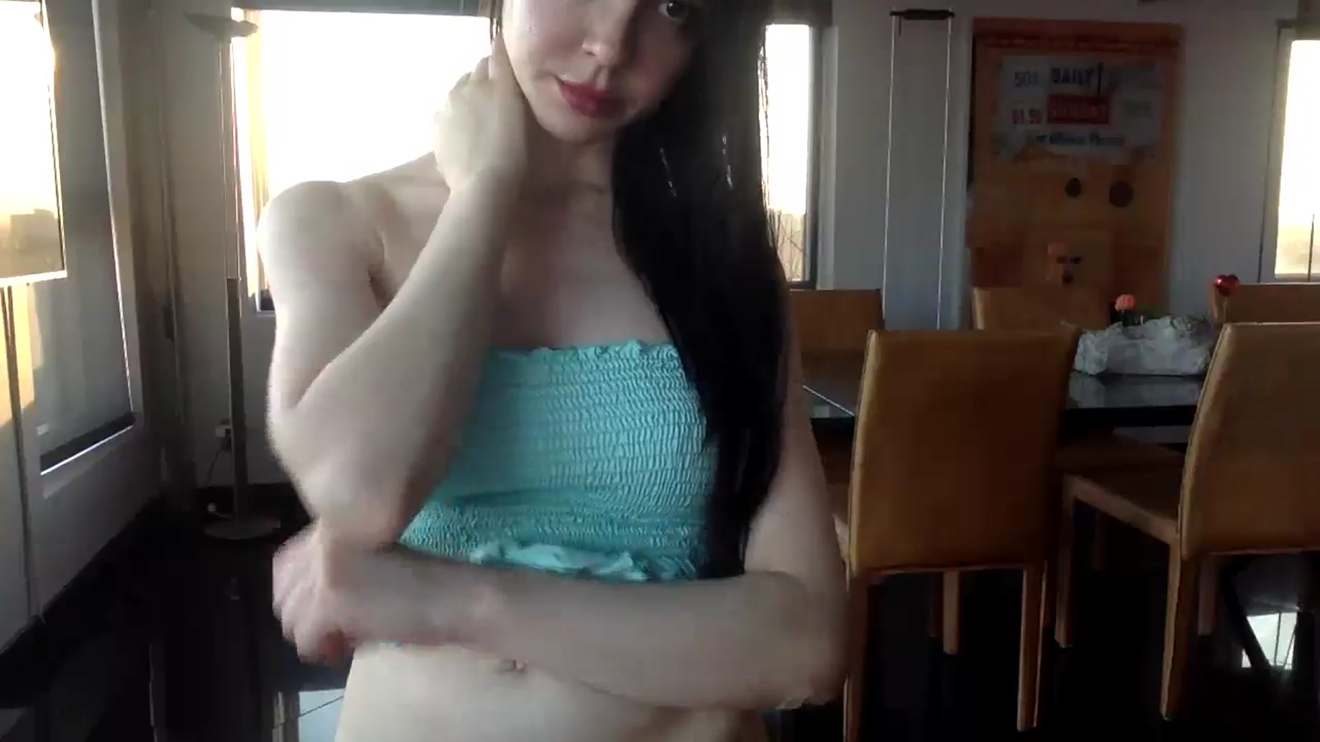 Gallery image thumbnail from SultrySiren19's myfreecams stream on, 06/18/2024, 24:04 image 11 of 20