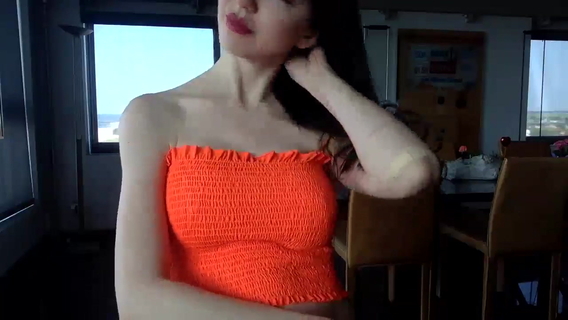 Gallery image thumbnail from SultrySiren19's myfreecams stream on, 06/18/2024, 13:50 image 10 of 20