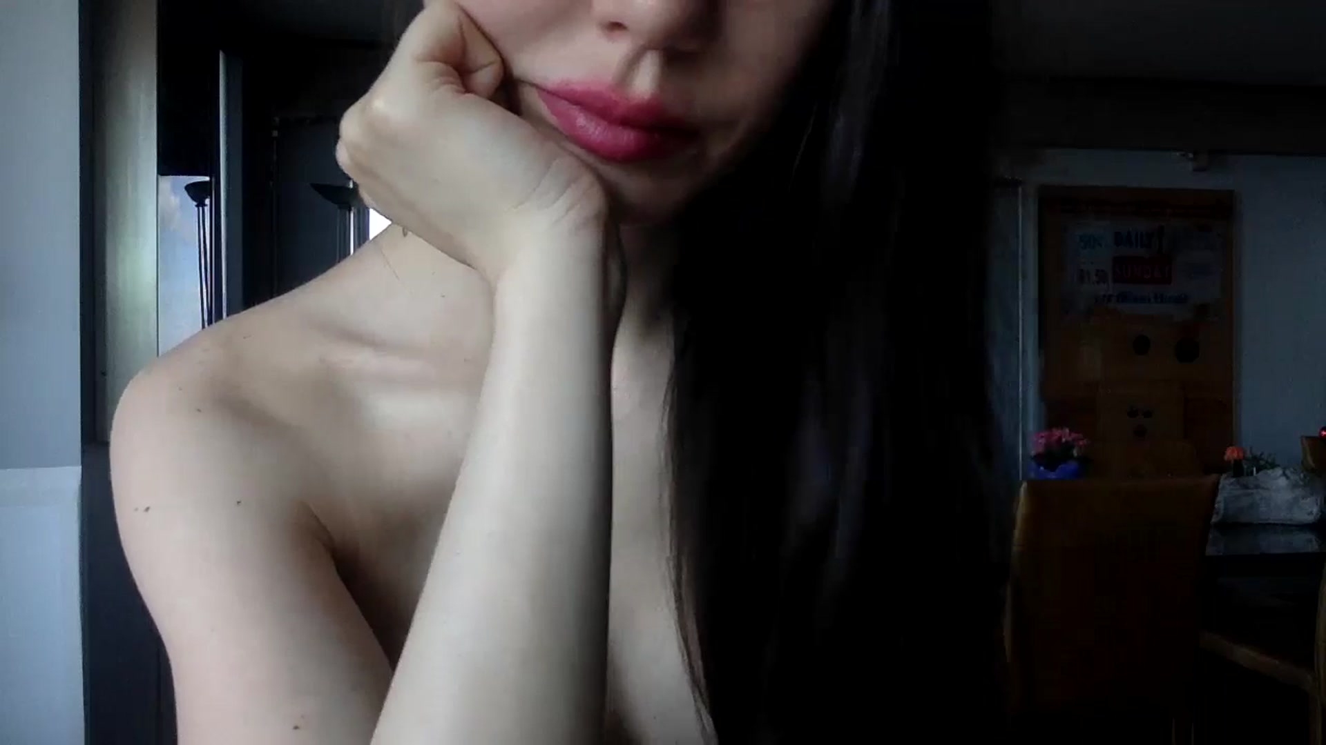 Gallery image thumbnail from SultrySiren19's myfreecams stream on, 06/24/2024, 14:08 image 5 of 20