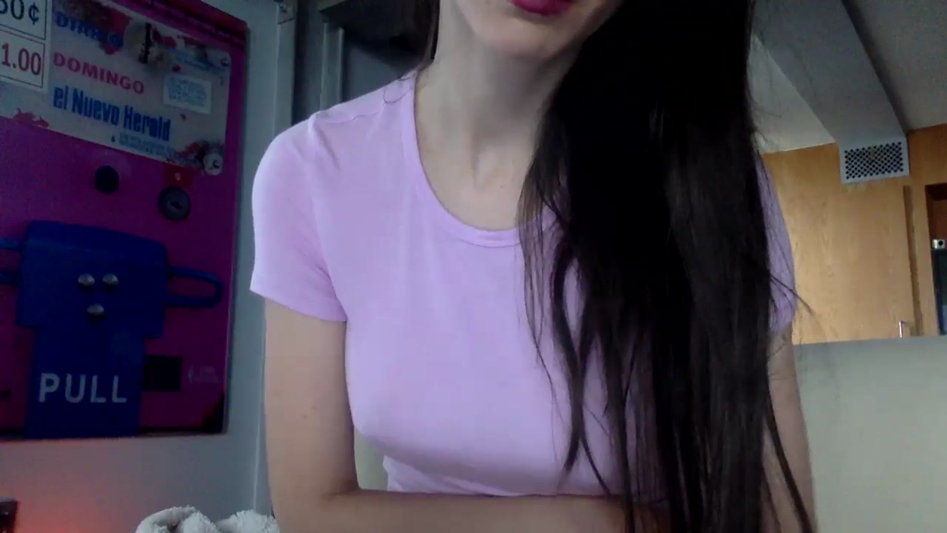 Gallery image thumbnail from SultrySiren19's myfreecams stream on, 08/08/2024, 14:07 image 16 of 20