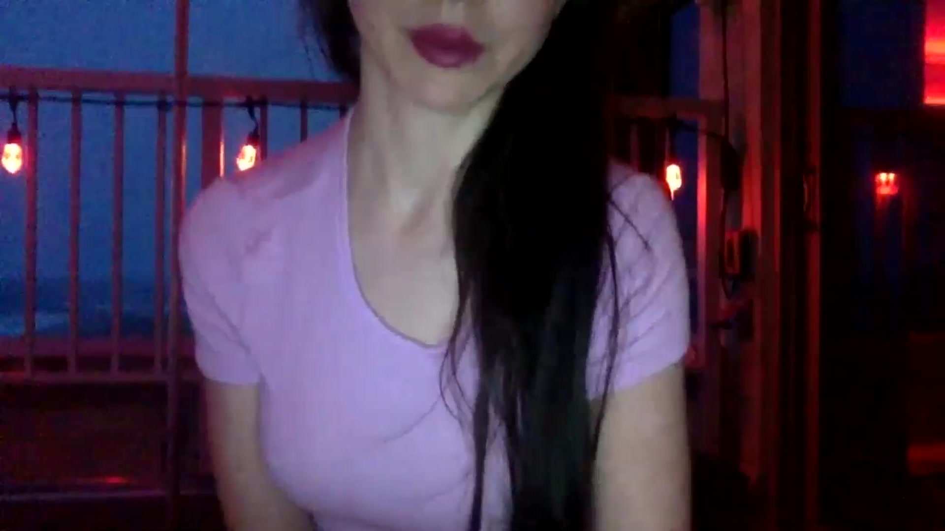 Gallery image thumbnail from SultrySiren19's myfreecams stream on, 08/09/2024, 24:29 image 6 of 20