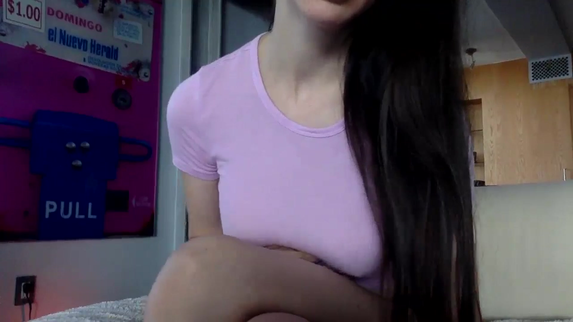 Gallery image thumbnail from SultrySiren19's myfreecams stream on, 08/11/2024, 14:01 image 3 of 20