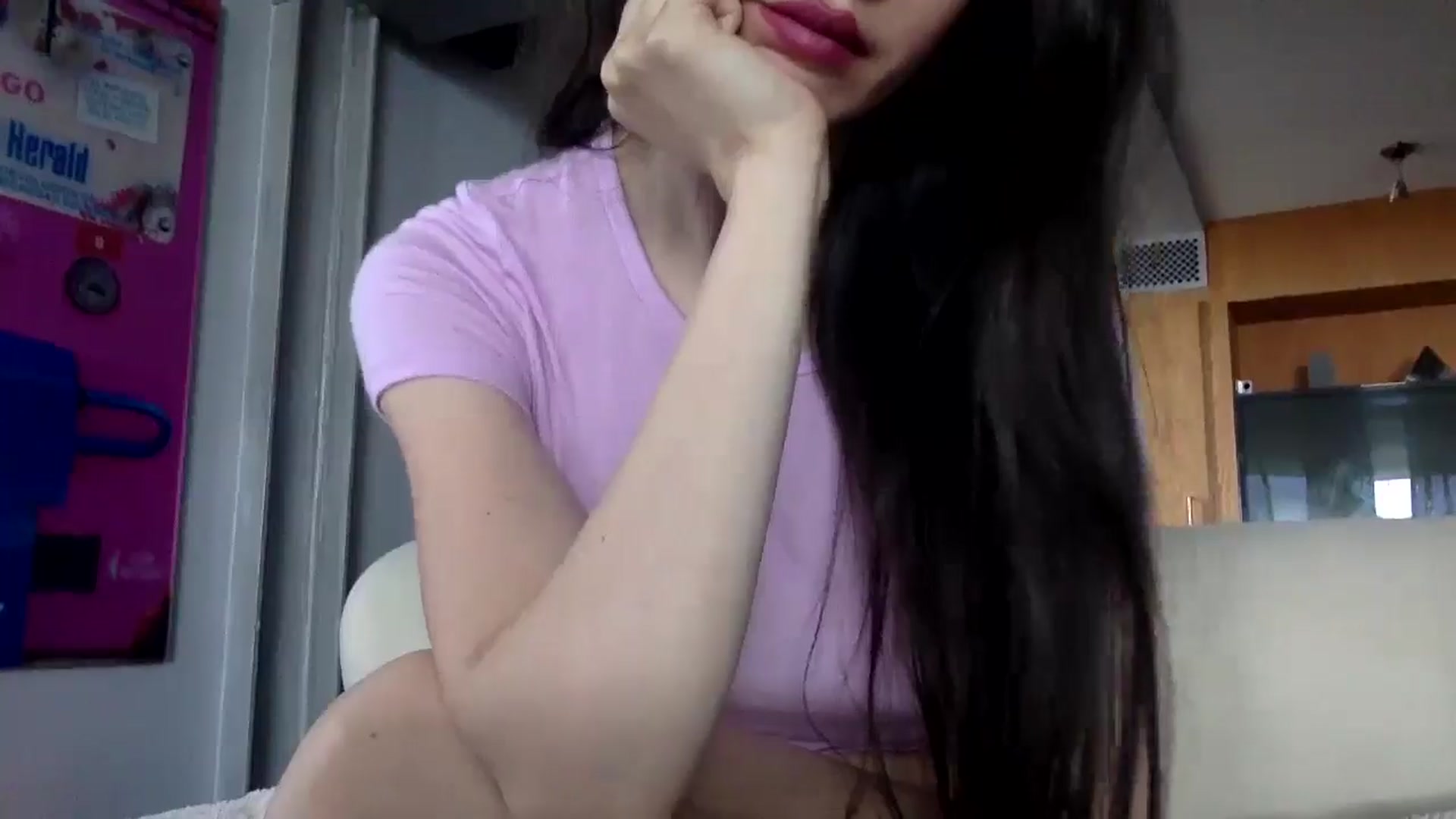 Gallery image thumbnail from SultrySiren19's myfreecams stream on, 08/11/2024, 16:24 image 5 of 20