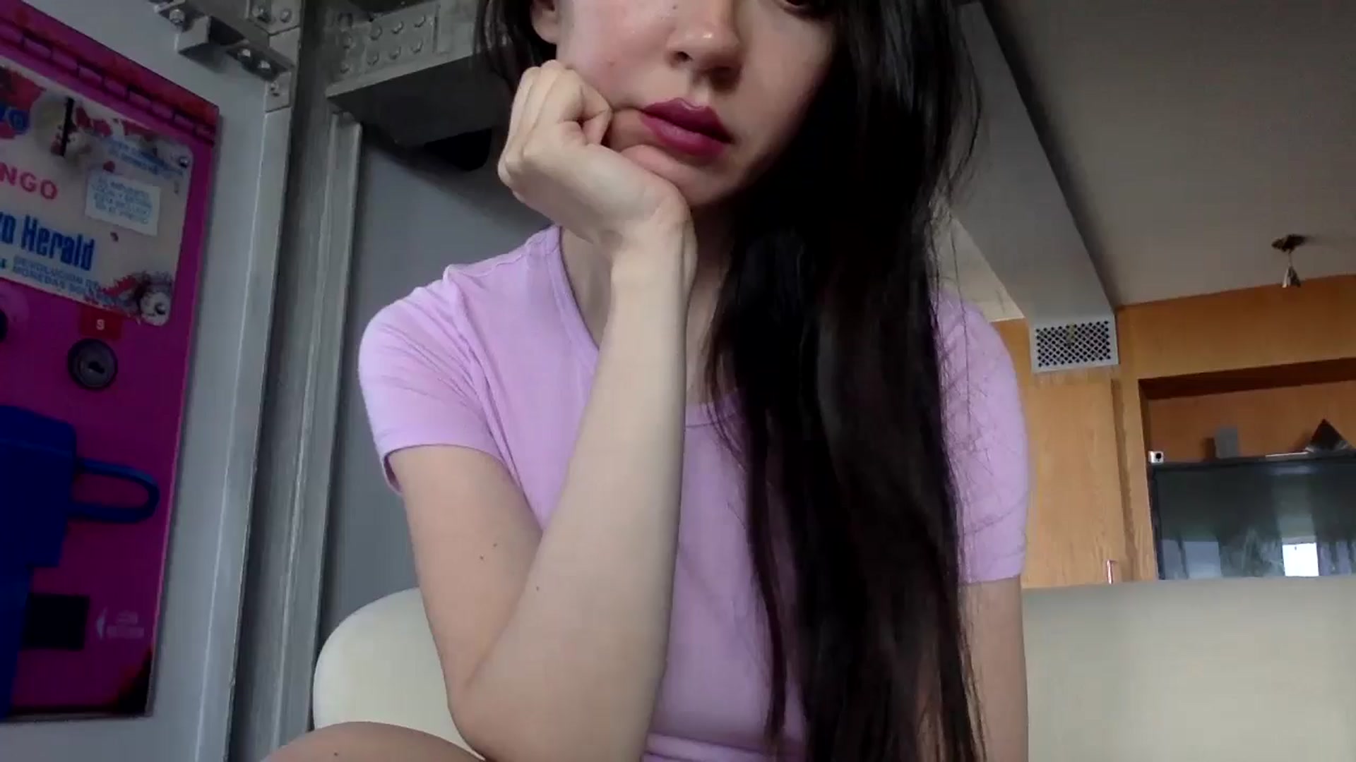 Gallery image thumbnail from SultrySiren19's myfreecams stream on, 08/11/2024, 16:24 image 1 of 20