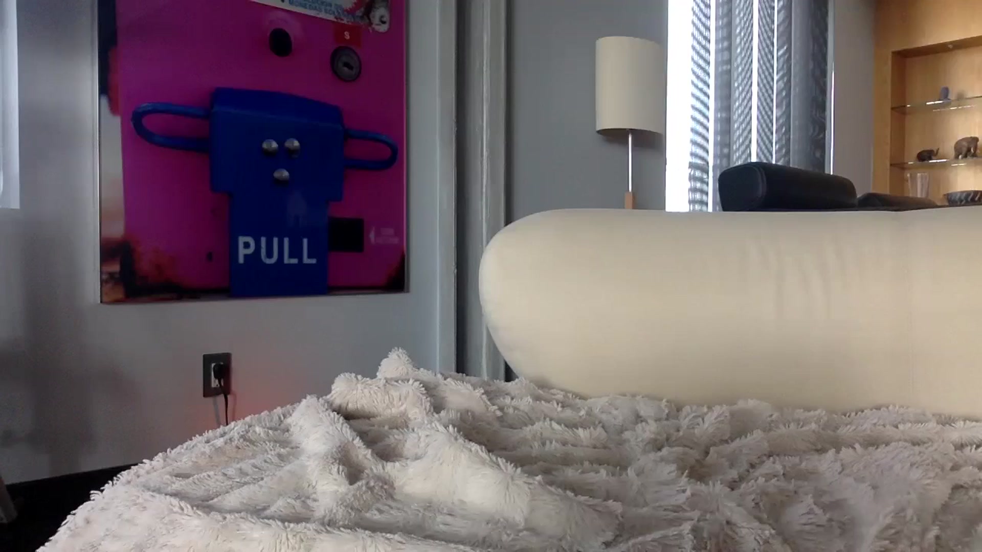 Gallery image thumbnail from SultrySiren19's myfreecams stream on, 08/17/2024, 15:00 image 19 of 20