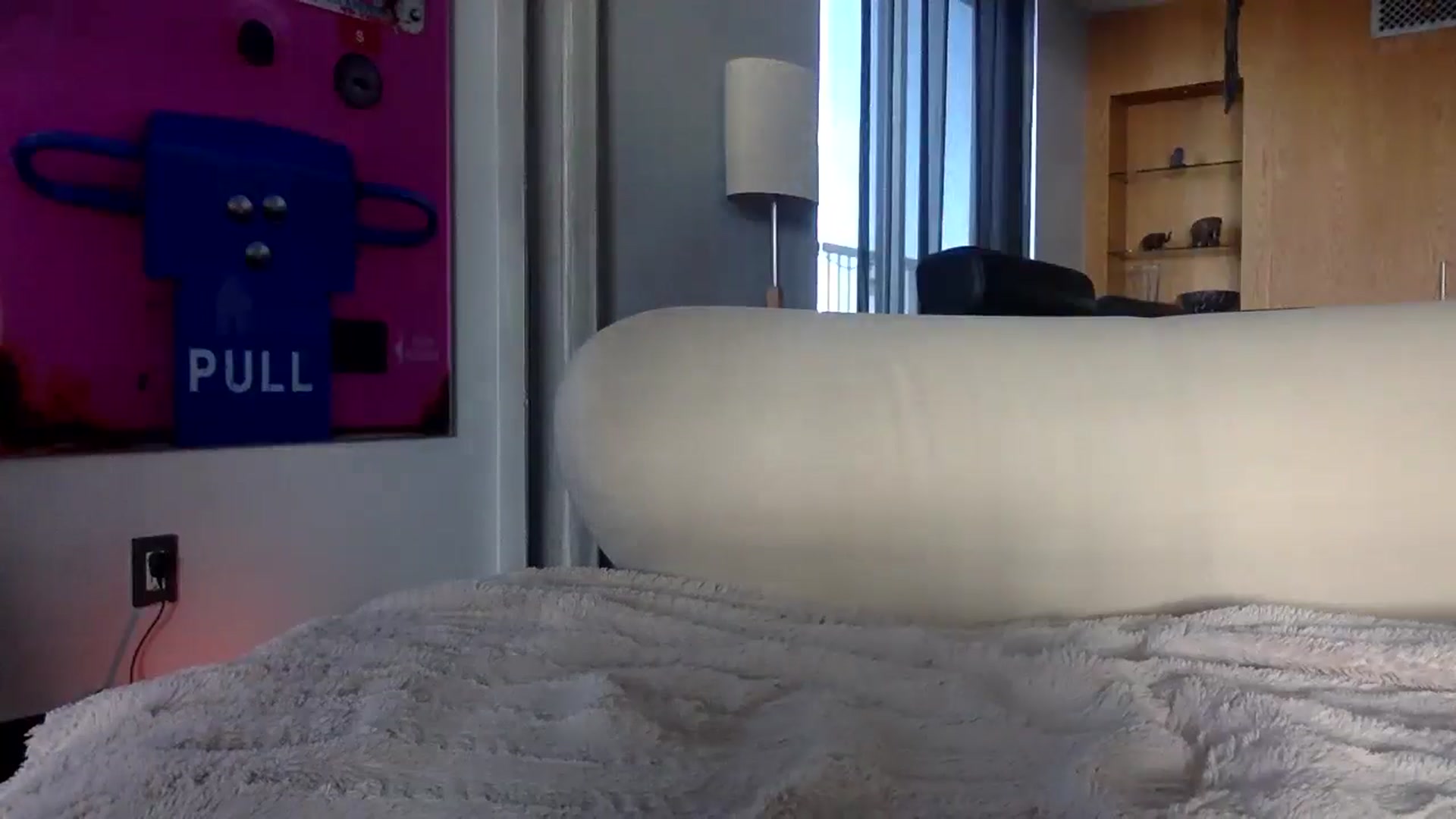 Gallery image thumbnail from SultrySiren19's myfreecams stream on, 10/05/2024, 15:24 image 9 of 20