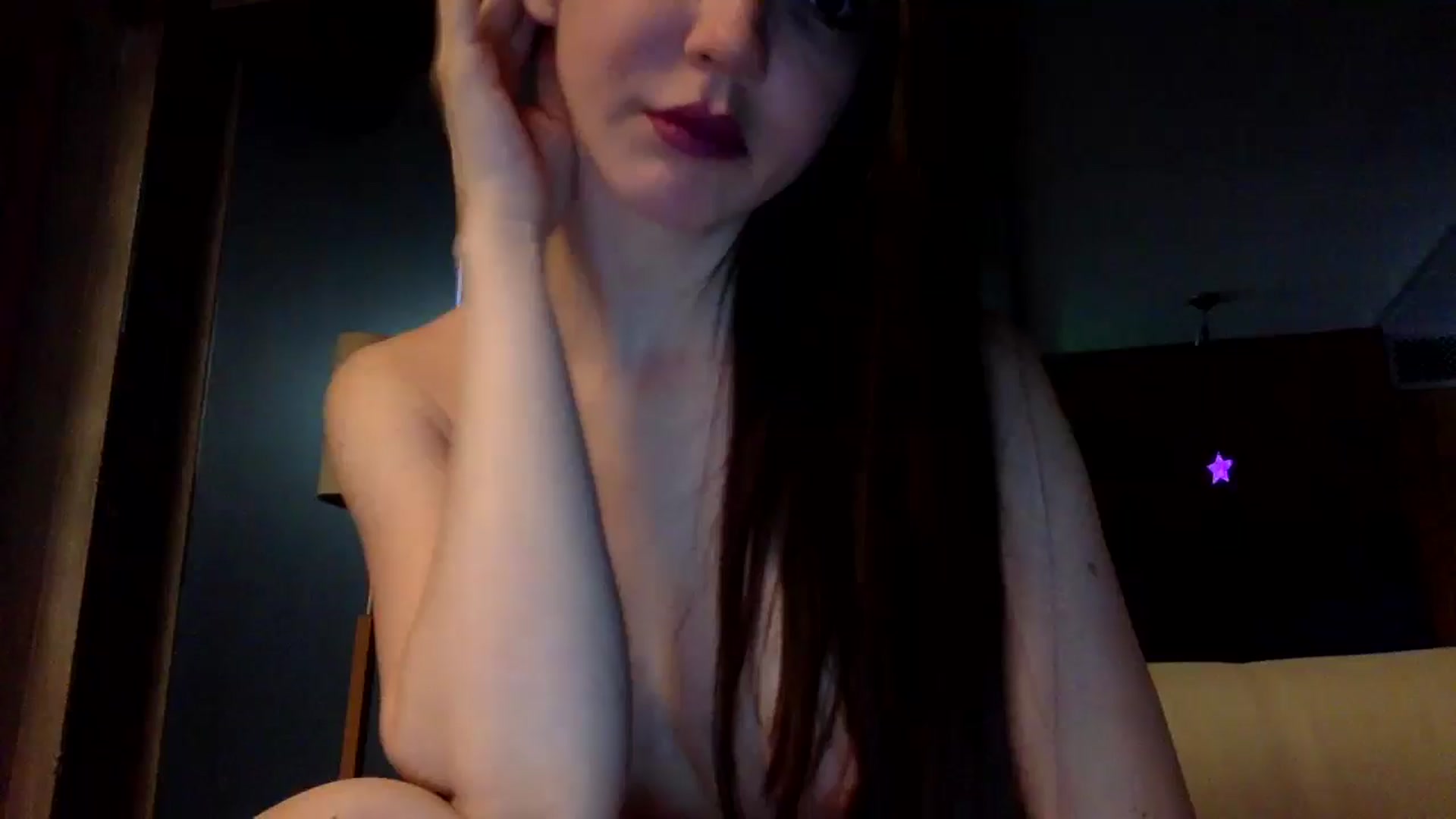 Gallery image thumbnail from SultrySiren19's myfreecams stream on, 03/20/2025, 11:08 image 12 of 20