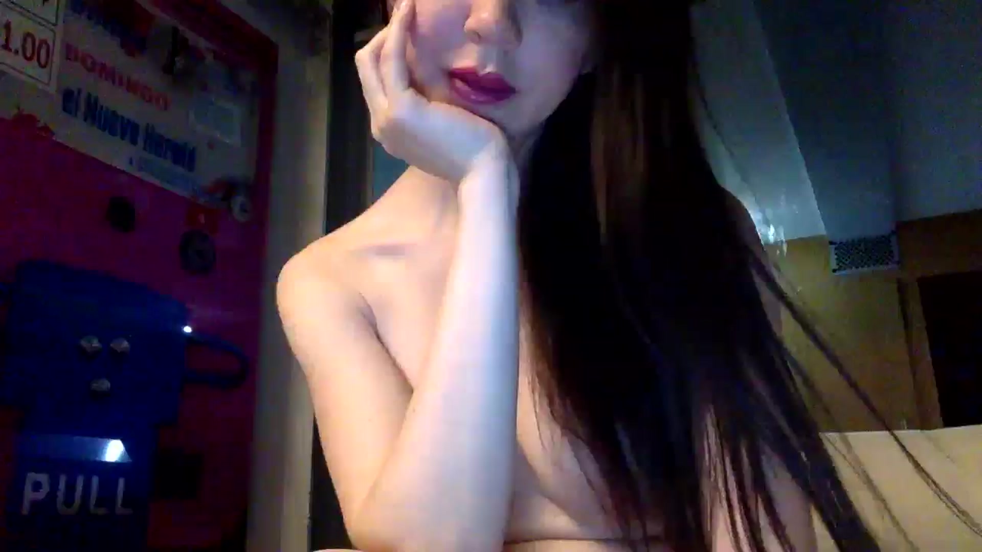 Gallery image thumbnail from SultrySiren19's myfreecams stream on, 11/16/2025, 11:31 image 16 of 20