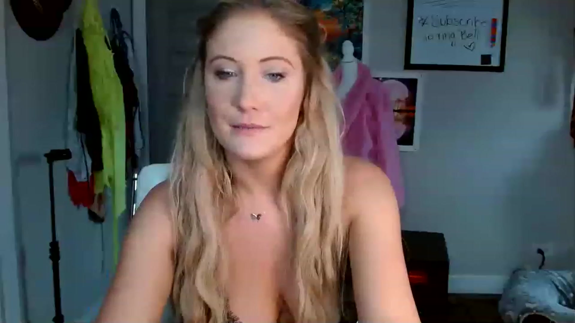 Gallery image thumbnail from SultrySnow's myfreecams stream on, 03/06/2023, 20:50 image 11 of 20