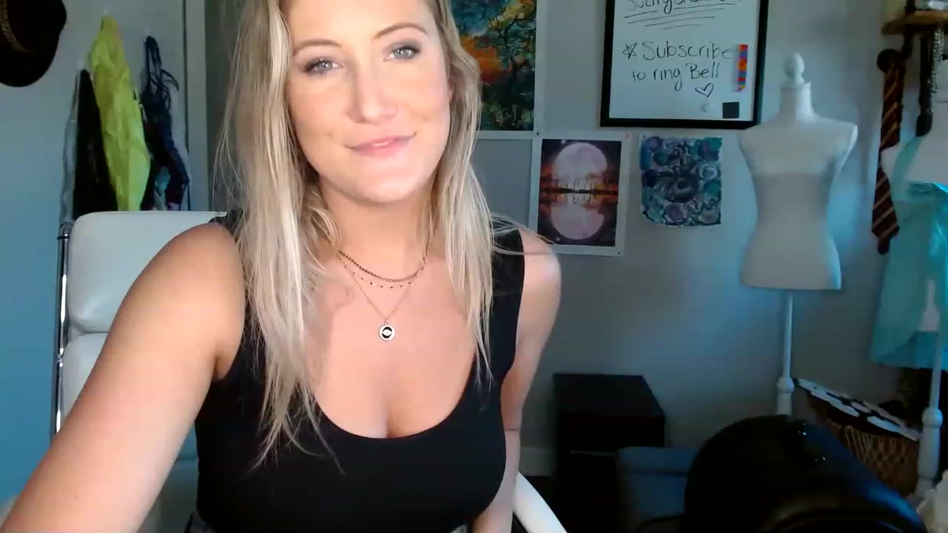 Gallery image thumbnail from SultrySnow's myfreecams stream on, 03/14/2023, 23:48 image 9 of 20