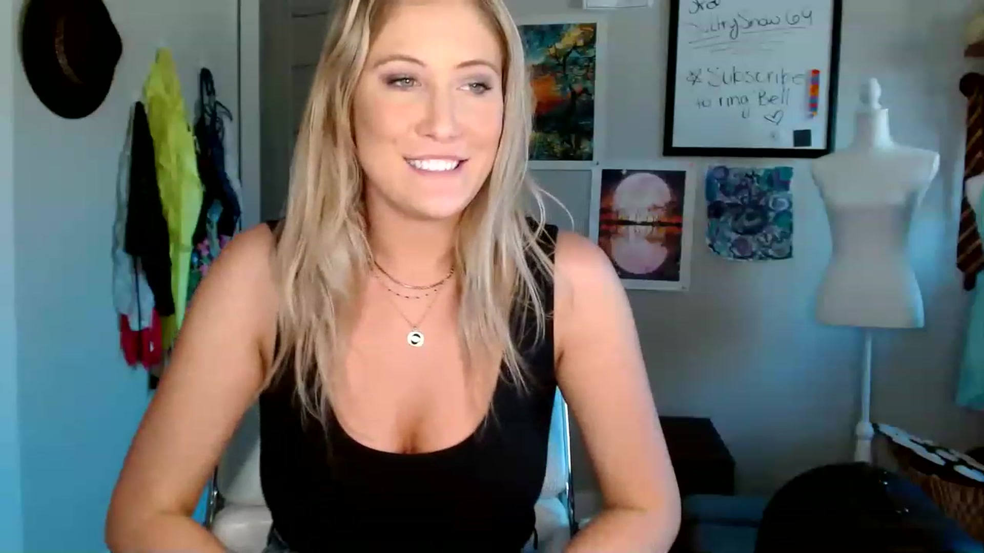 Gallery image thumbnail from SultrySnow's myfreecams stream on, 03/14/2023, 23:48 image 8 of 20