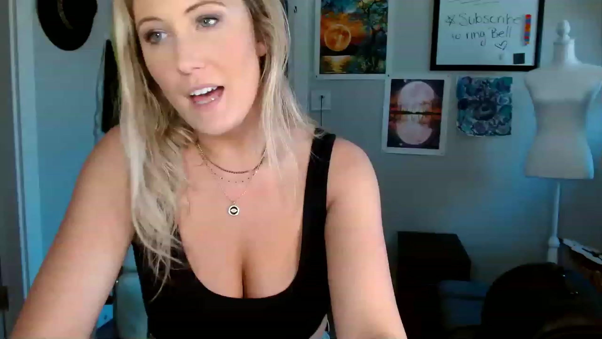 Gallery image thumbnail from SultrySnow's myfreecams stream on, 03/14/2023, 23:48 image 2 of 20