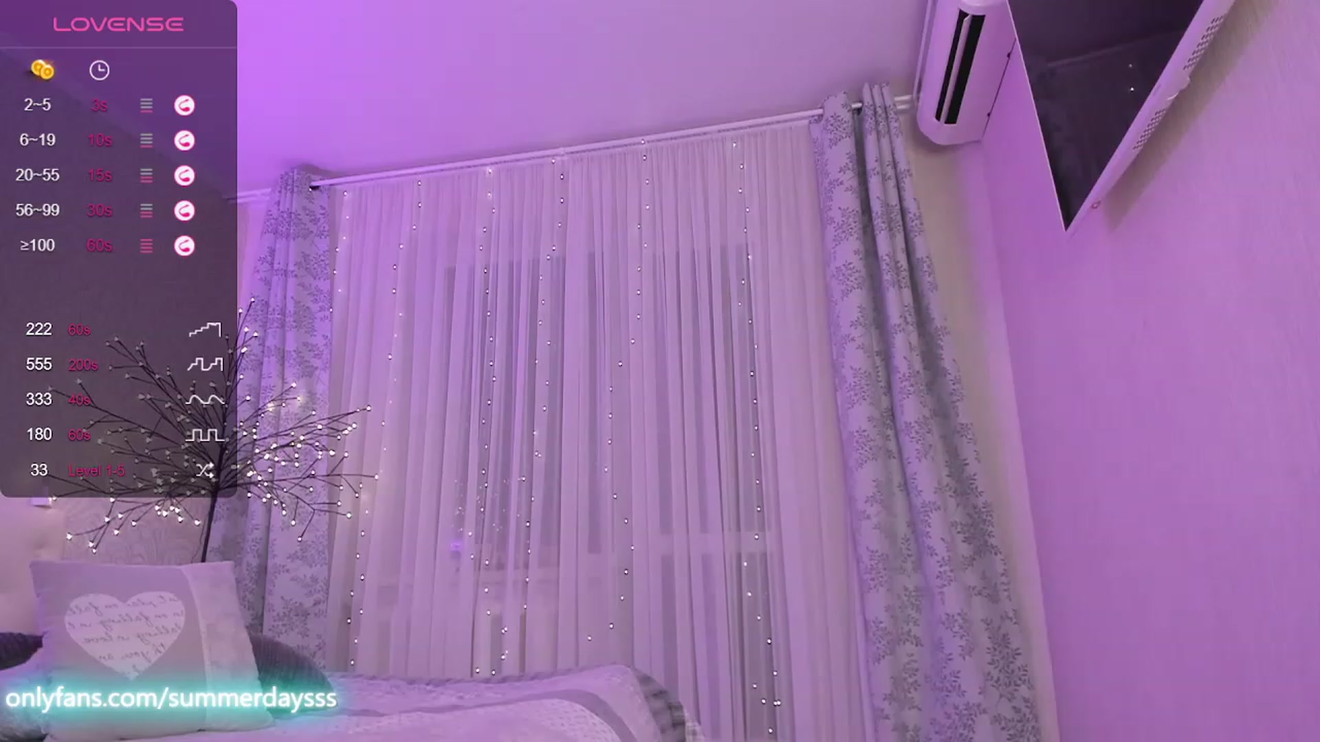 Gallery image thumbnail from SummerDaysss's myfreecams stream on, 10/18/2023, 23:46 image 10 of 20