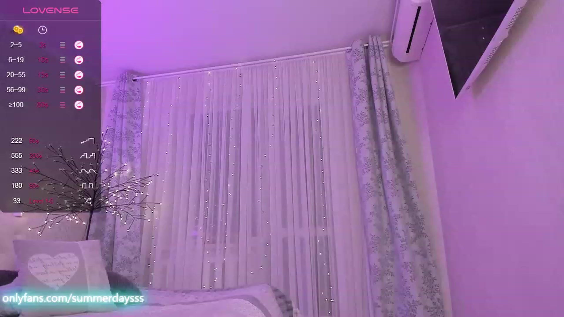 Gallery image thumbnail from SummerDaysss's myfreecams stream on, 10/18/2023, 23:46 image 6 of 20