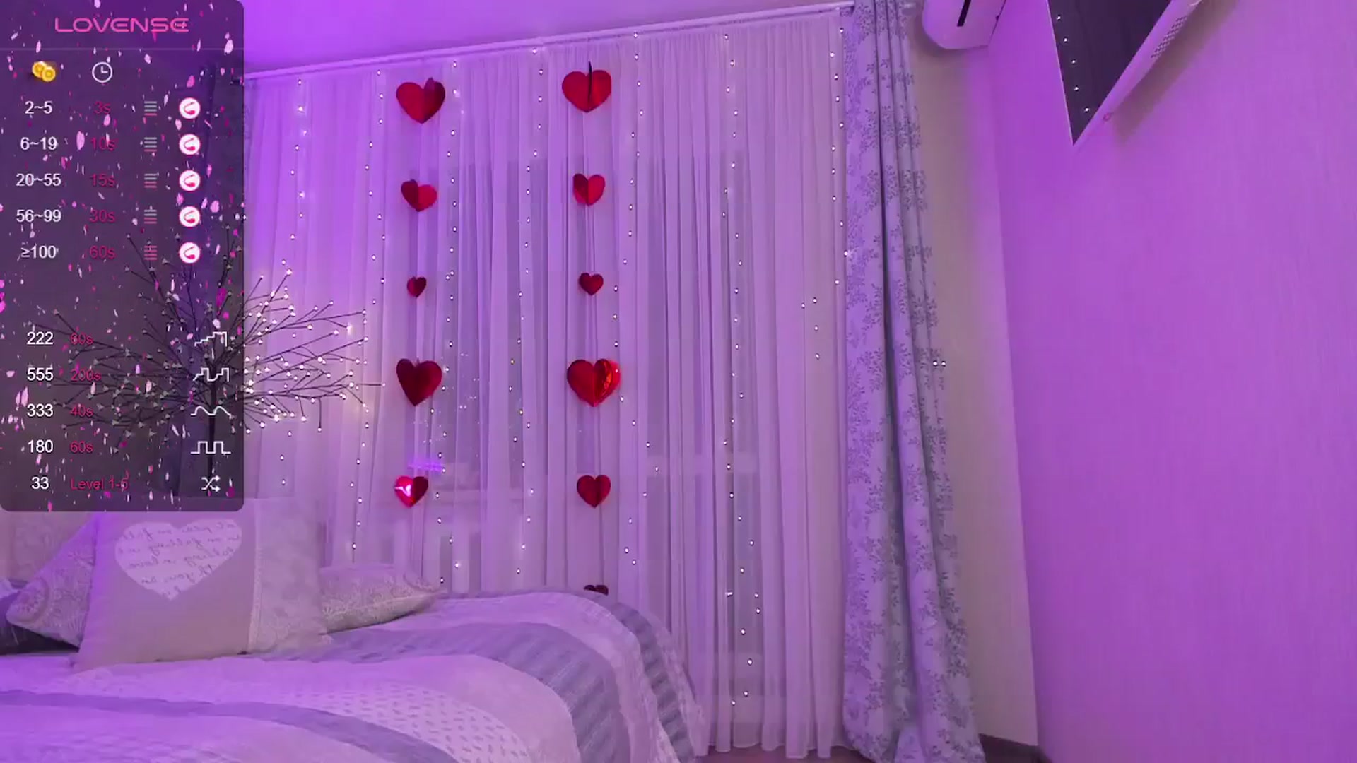 Gallery image thumbnail from SummerDaysss's myfreecams stream on, 02/19/2024, 24:00 image 8 of 20