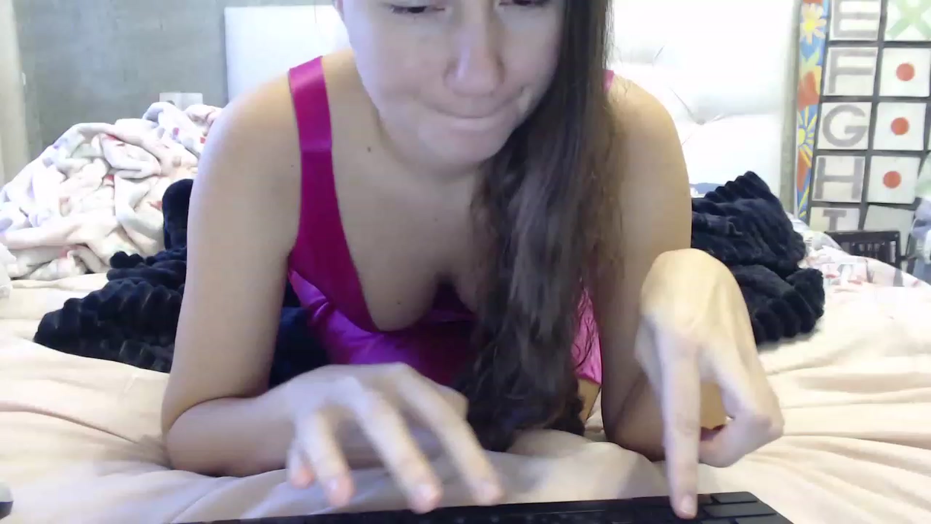Gallery image thumbnail from SummerFlame's myfreecams stream on, 12/01/2022, 13:05 image 7 of 20