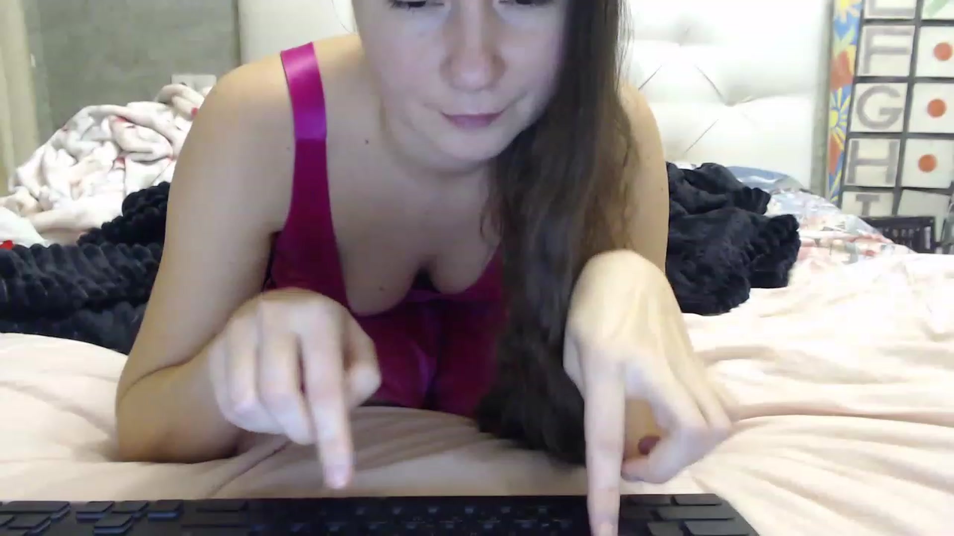 Gallery image thumbnail from SummerFlame's myfreecams stream on, 12/01/2022, 13:51 image 2 of 20