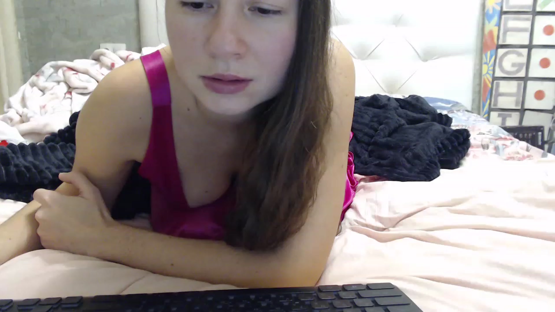 Gallery image thumbnail from SummerFlame's myfreecams stream on, 12/01/2022, 13:51 image 13 of 20