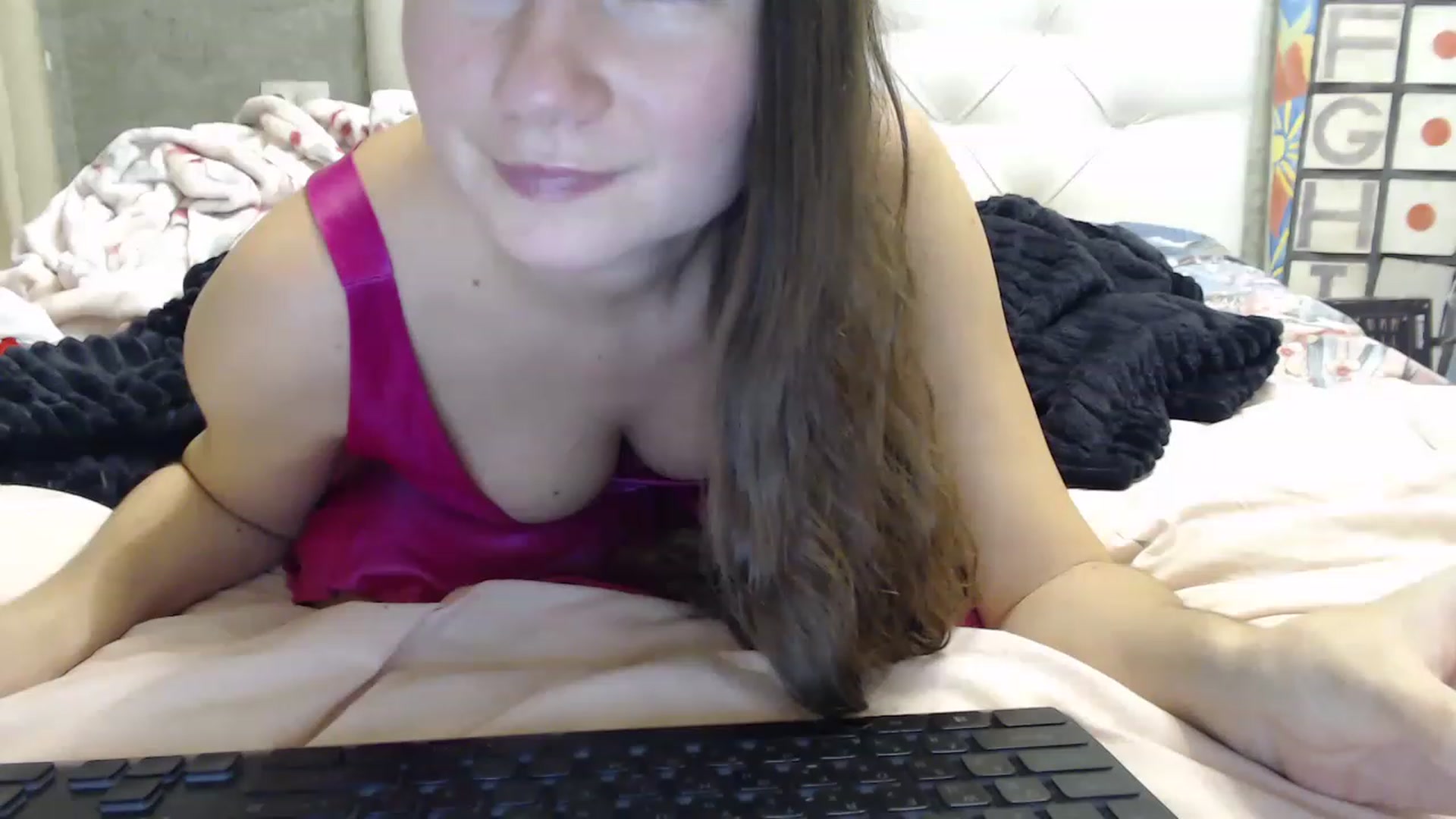 Gallery image thumbnail from SummerFlame's myfreecams stream on, 12/01/2022, 14:29 image 11 of 20