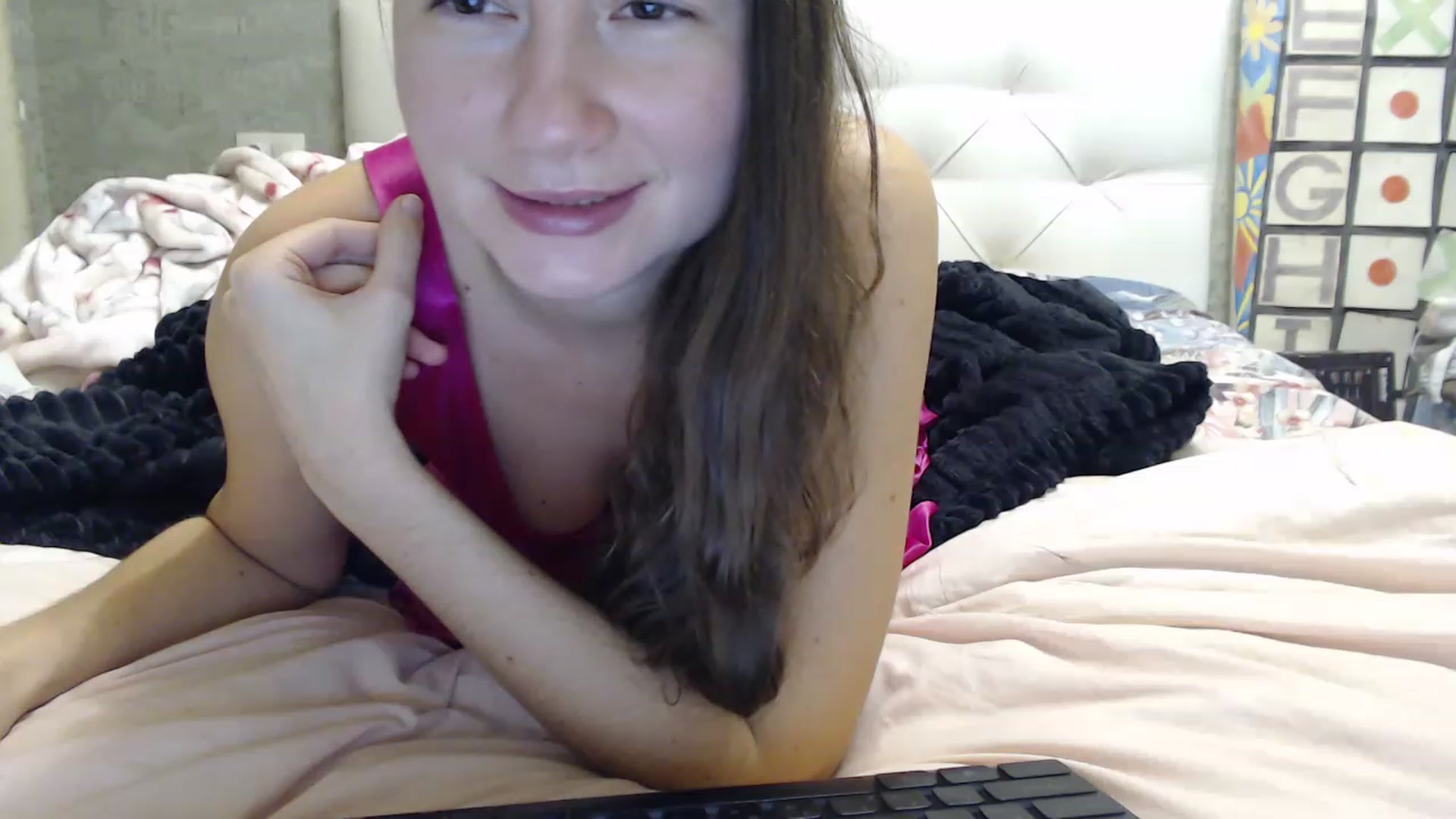 Gallery image thumbnail from SummerFlame's myfreecams stream on, 12/01/2022, 14:29 image 17 of 20