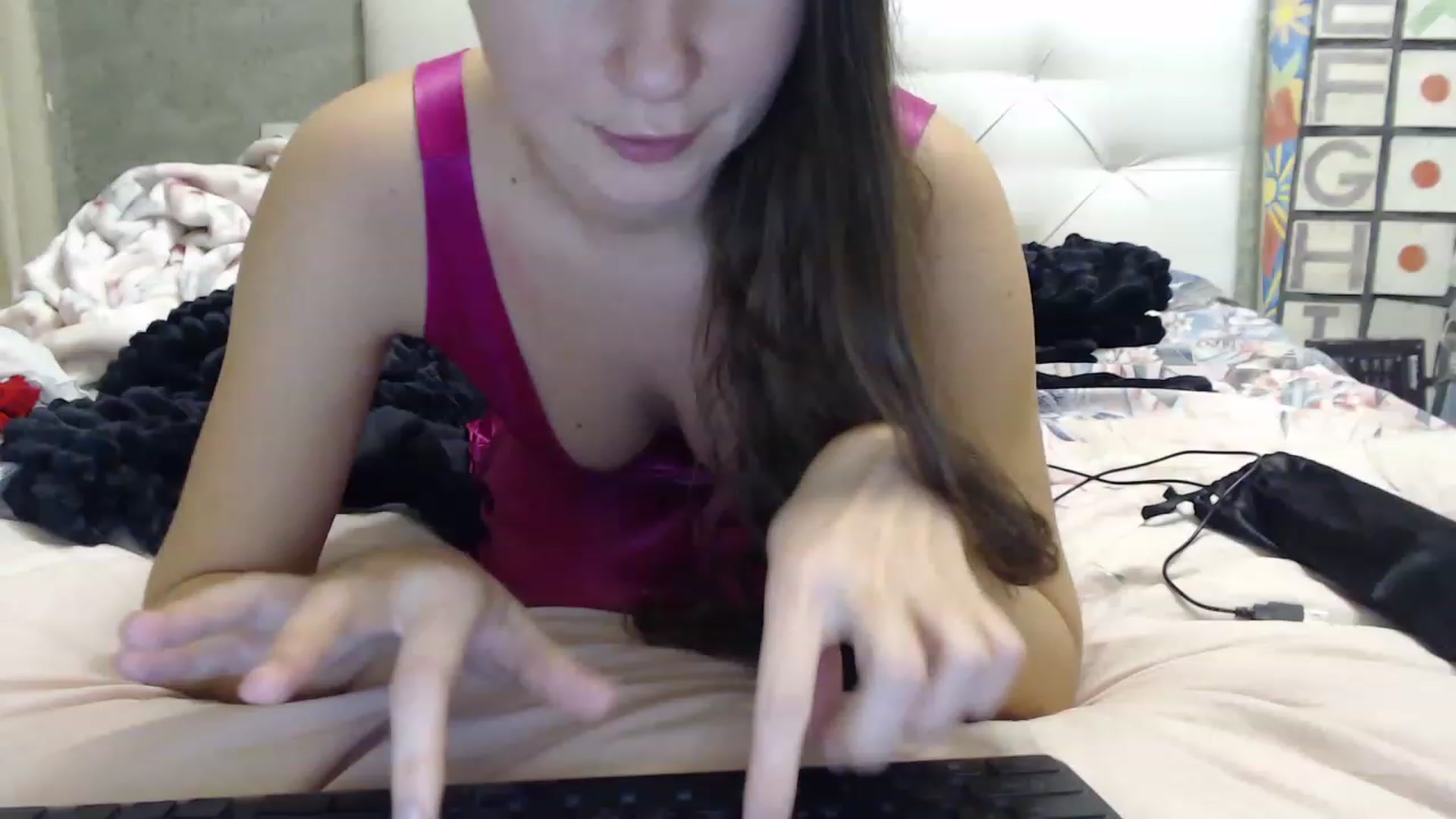 Gallery image thumbnail from SummerFlame's myfreecams stream on, 12/01/2022, 18:50 image 8 of 20