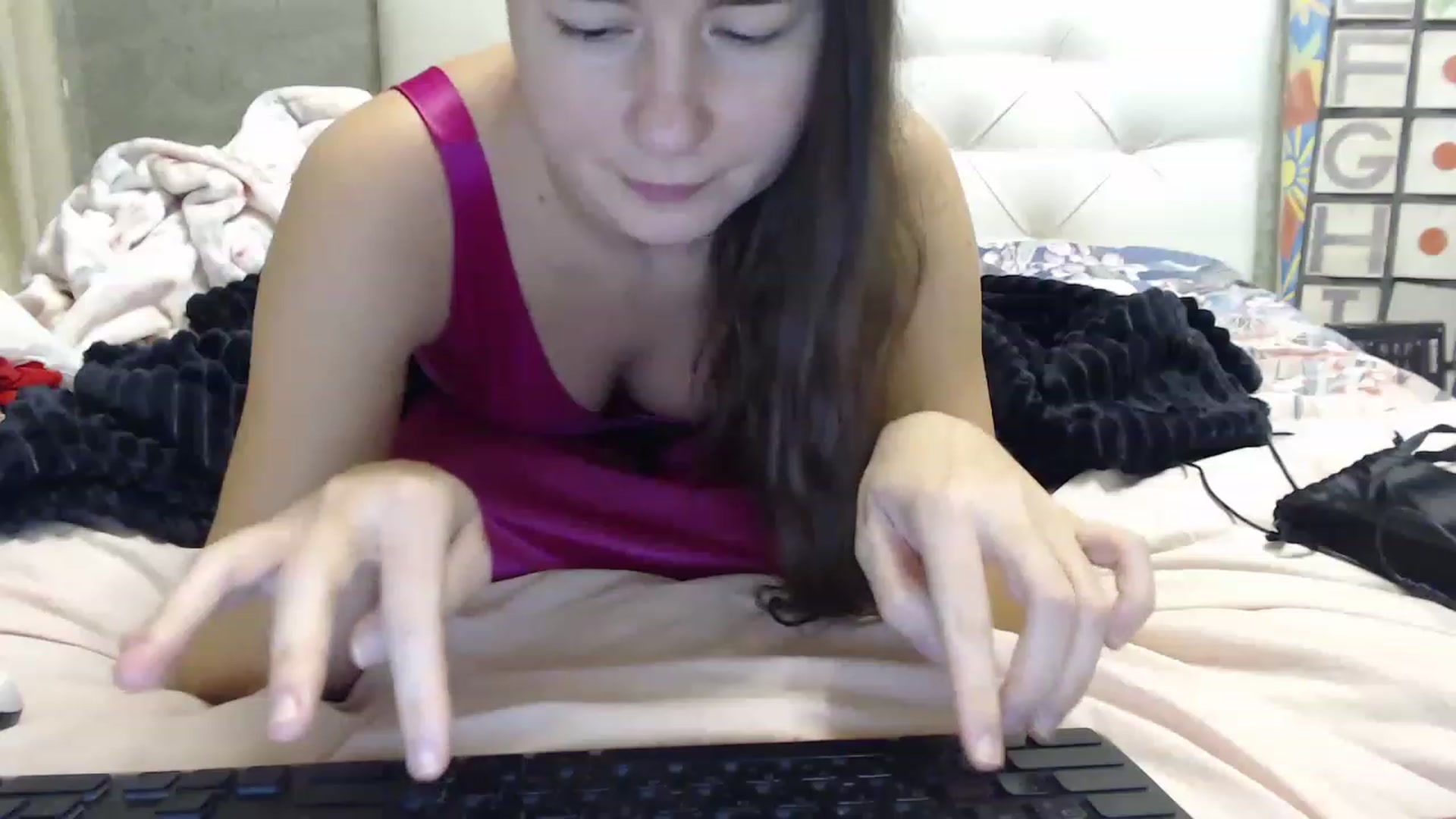 Gallery image thumbnail from SummerFlame's myfreecams stream on, 12/01/2022, 20:47 image 17 of 20