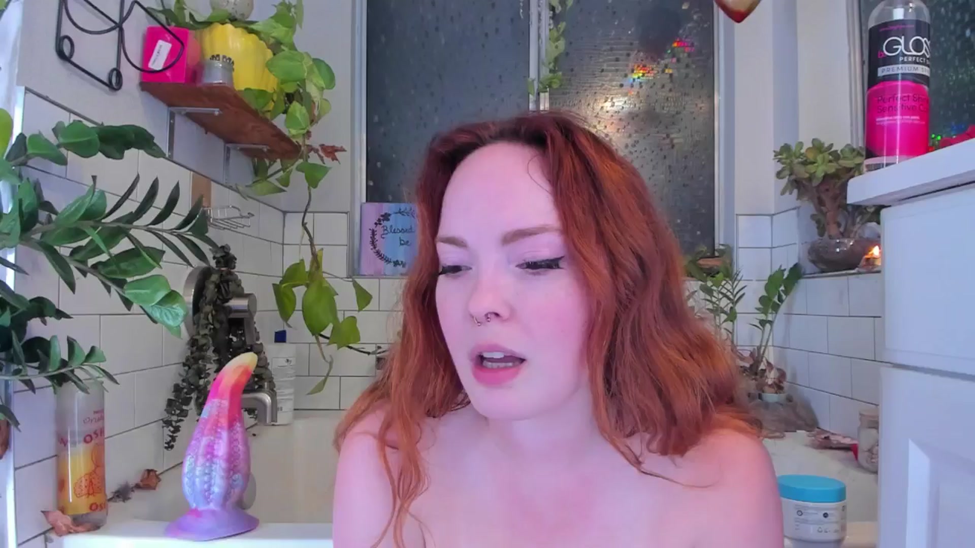 Gallery image thumbnail from SummerHart's myfreecams stream on, 10/20/2024, 04:43 image 14 of 20