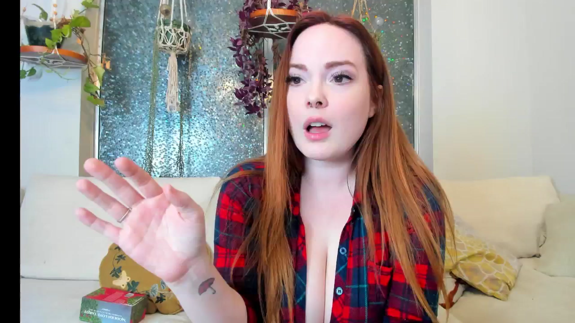 Gallery image thumbnail from SummerHart's myfreecams stream on, 11/10/2024, 03:32 image 10 of 20