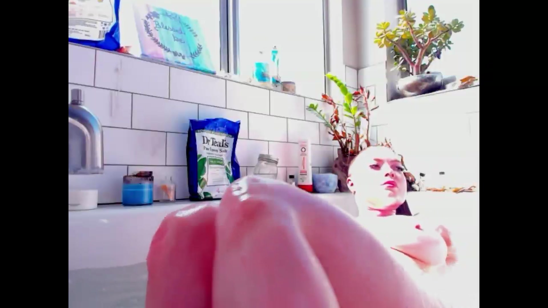 Gallery image thumbnail from SummerHart's myfreecams stream on, 07/31/2026, 22:54 image 10 of 20