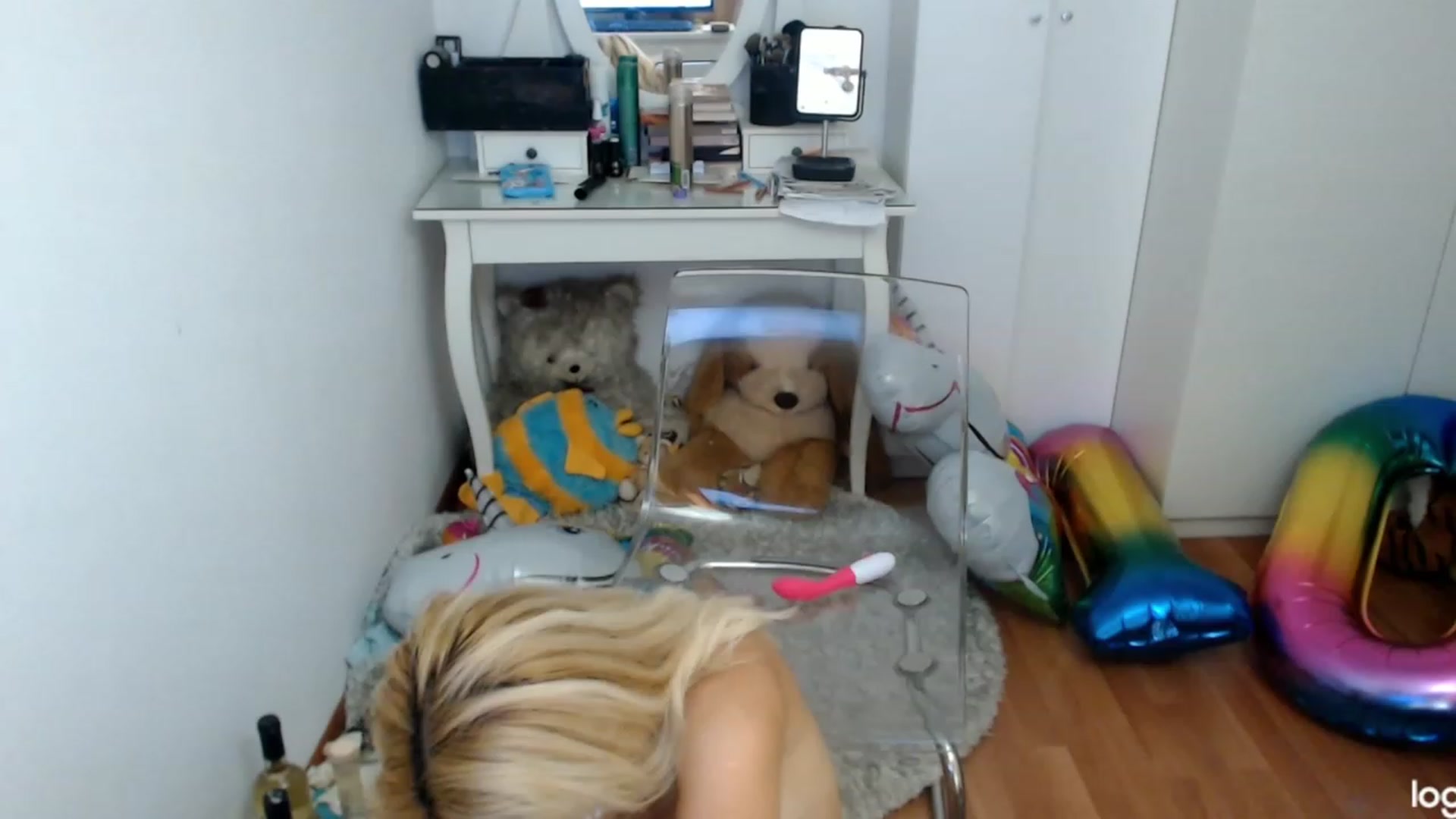 Gallery image thumbnail from SummerJewel's myfreecams stream on, 06/10/2023, 10:52 image 9 of 20