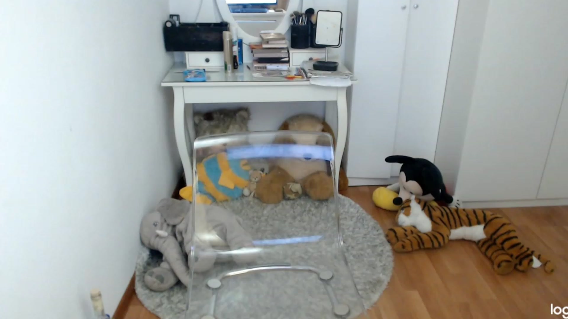 Gallery image thumbnail from SummerJewel's myfreecams stream on, 06/11/2023, 08:18 image 19 of 20