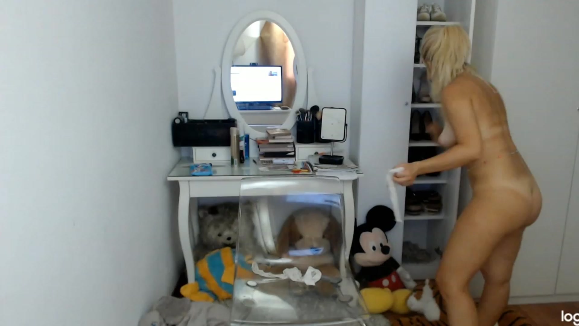Gallery image thumbnail from SummerJewel's myfreecams stream on, 06/11/2023, 08:48 image 10 of 20