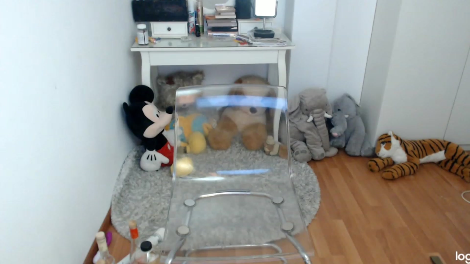 Gallery image thumbnail from SummerJewel's myfreecams stream on, 06/18/2023, 09:47 image 4 of 20
