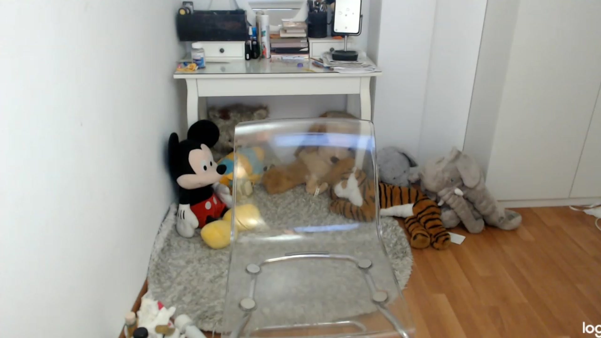 Gallery image thumbnail from SummerJewel's myfreecams stream on, 06/28/2023, 10:14 image 15 of 20