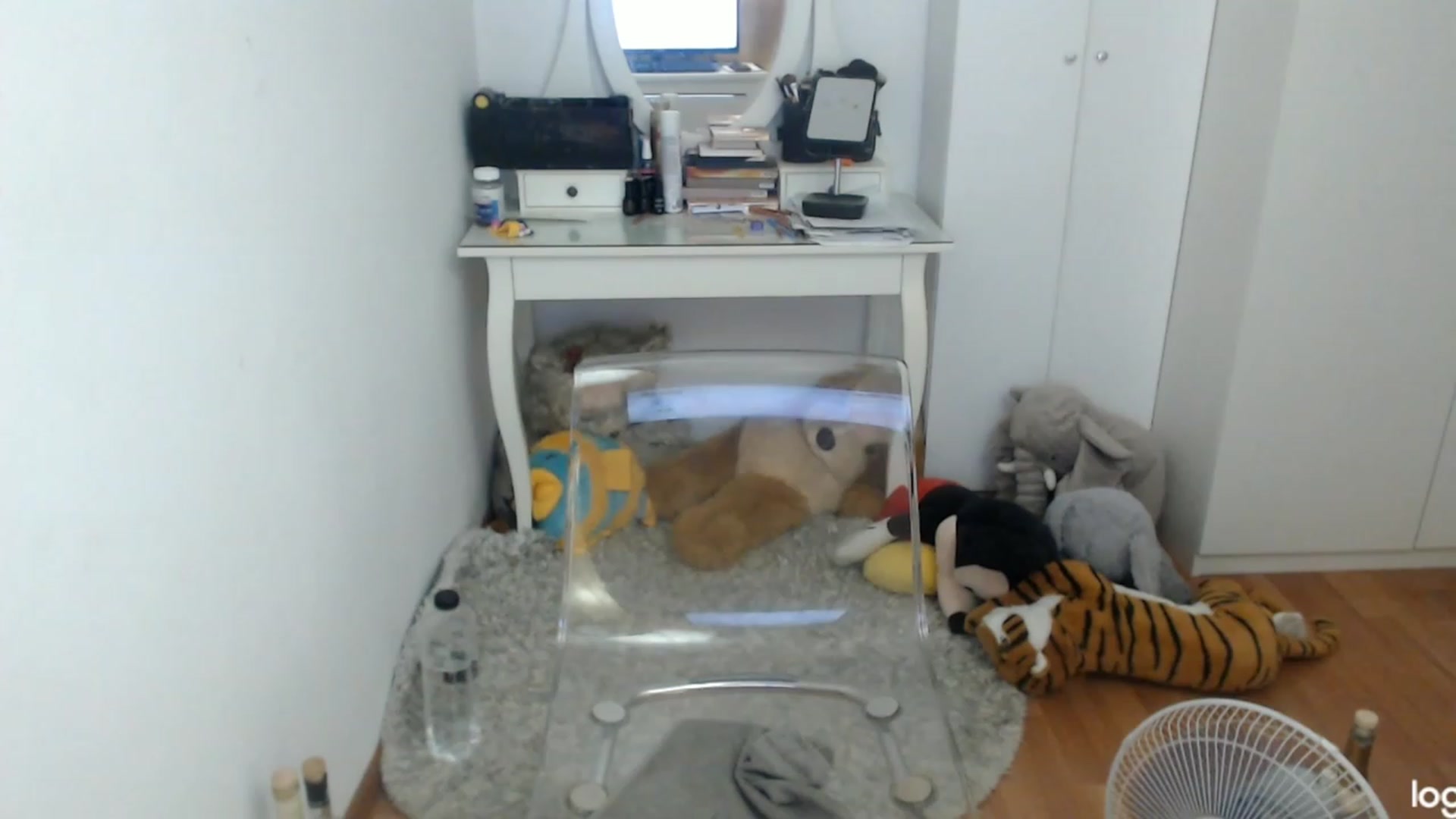 Gallery image thumbnail from SummerJewel's myfreecams stream on, 07/18/2023, 07:52 image 5 of 20