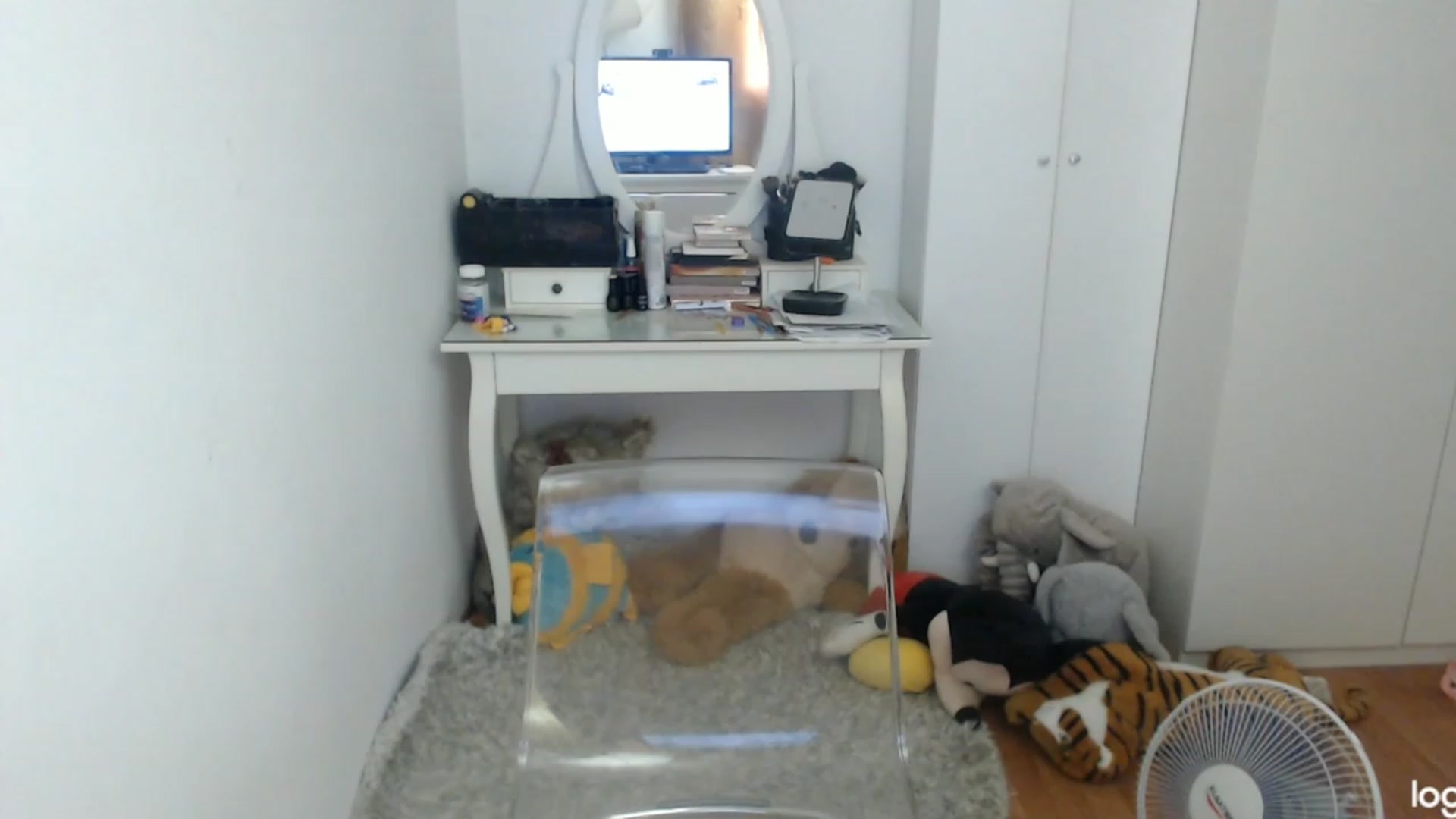 Gallery image thumbnail from SummerJewel's myfreecams stream on, 07/18/2023, 10:01 image 17 of 20