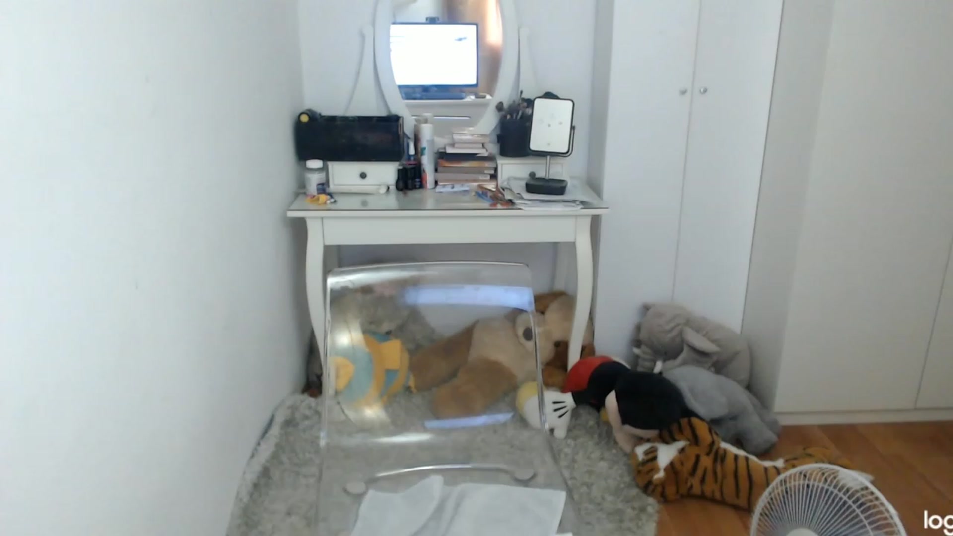 Gallery image thumbnail from SummerJewel's myfreecams stream on, 07/19/2023, 09:12 image 7 of 20