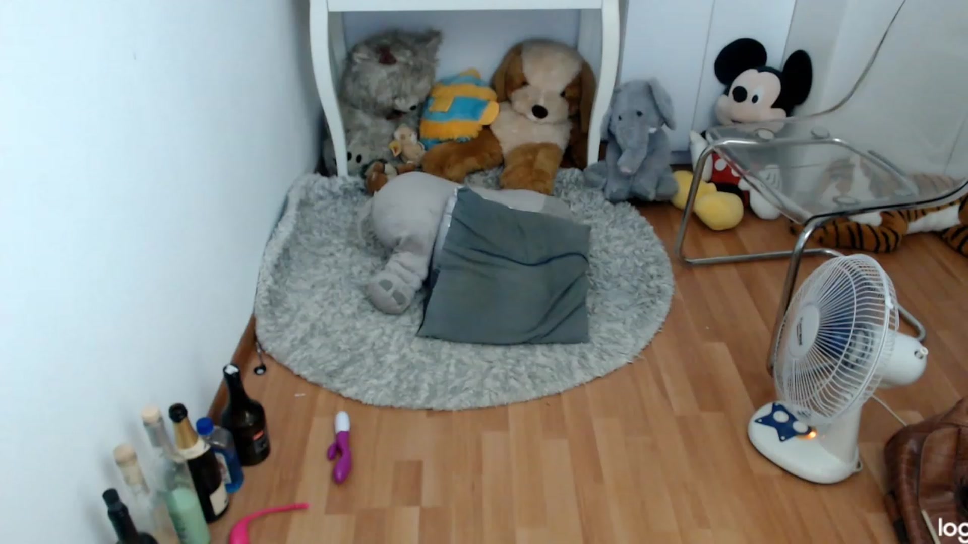 Gallery image thumbnail from SummerJewel's myfreecams stream on, 07/24/2023, 10:21 image 5 of 20