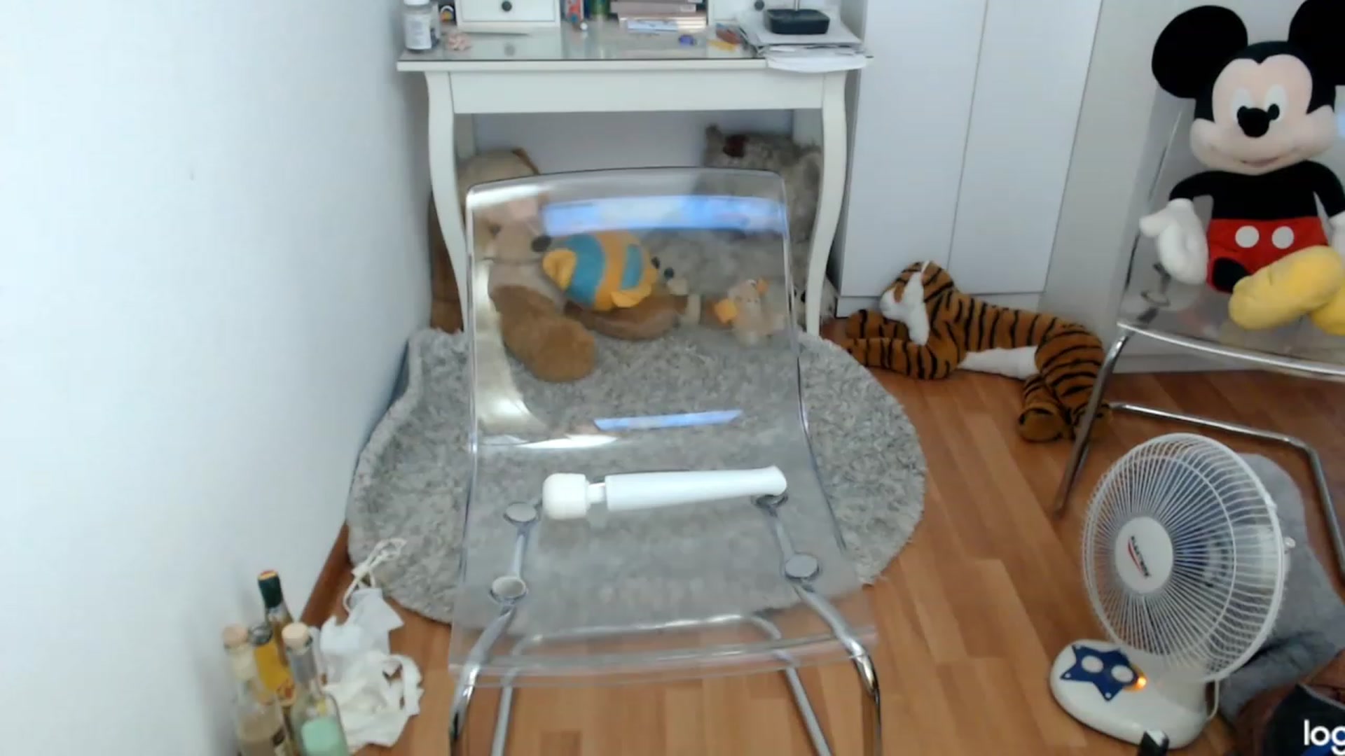 Gallery image thumbnail from SummerJewel's myfreecams stream on, 08/12/2023, 10:42 image 4 of 20