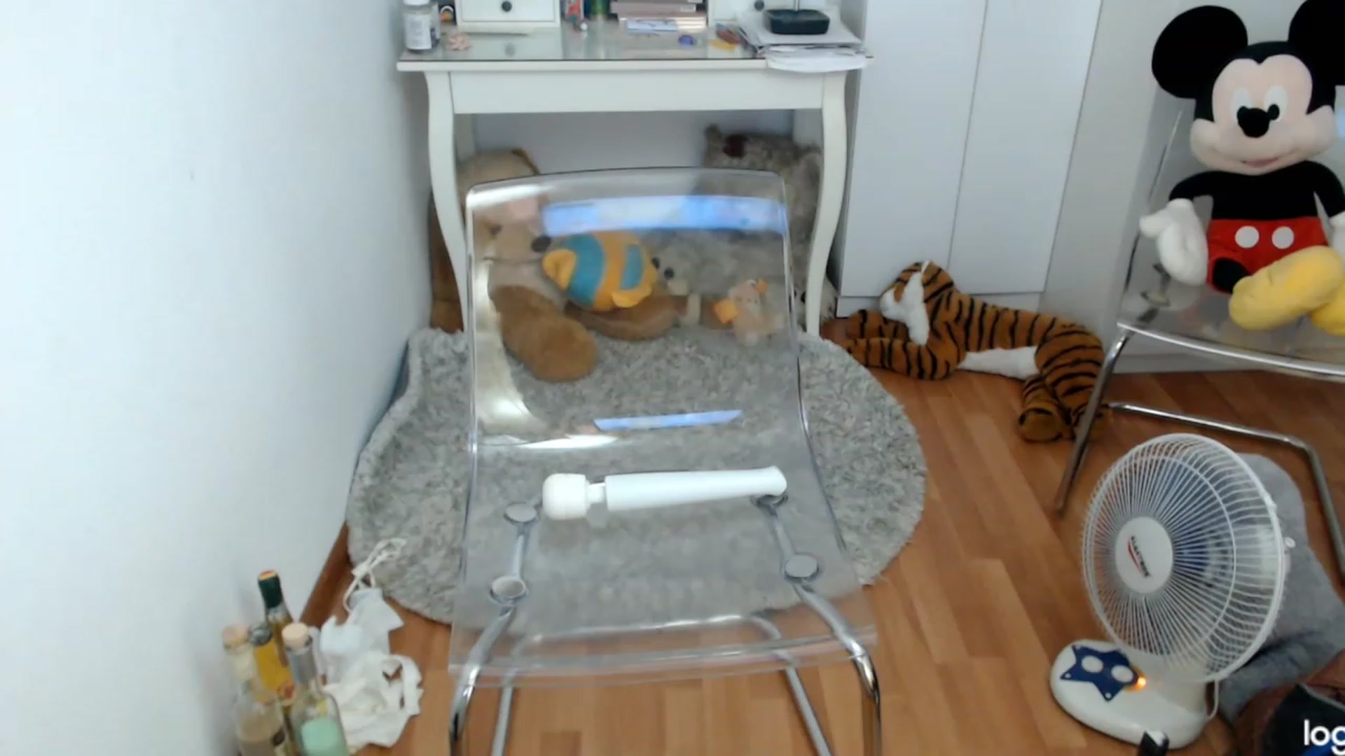 Gallery image thumbnail from SummerJewel's myfreecams stream on, 08/12/2023, 10:42 image 5 of 20