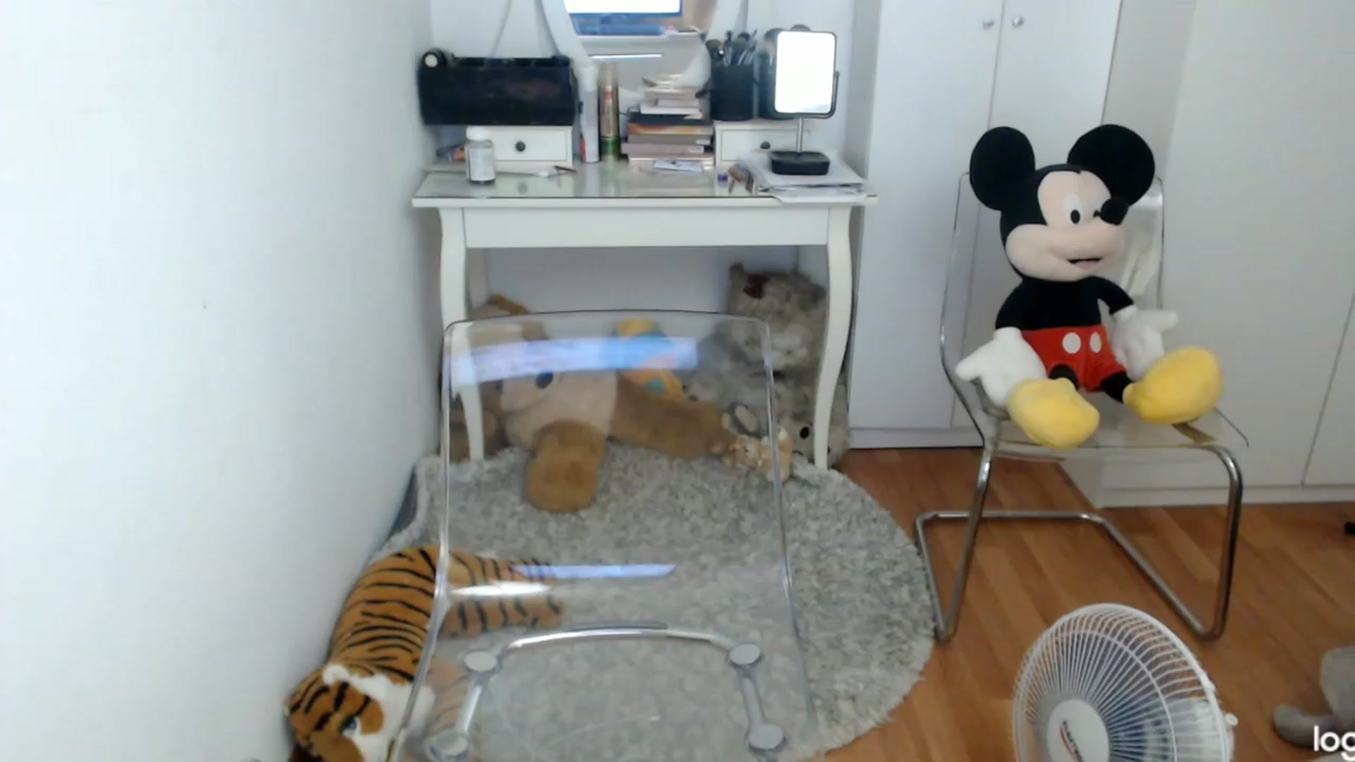 Gallery image thumbnail from SummerJewel's myfreecams stream on, 08/17/2023, 08:14 image 20 of 20
