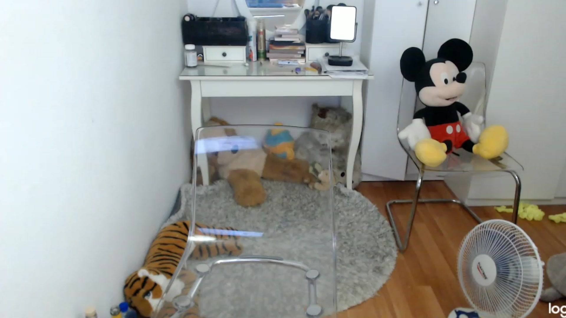 Gallery image thumbnail from SummerJewel's myfreecams stream on, 08/18/2023, 07:54 image 15 of 20