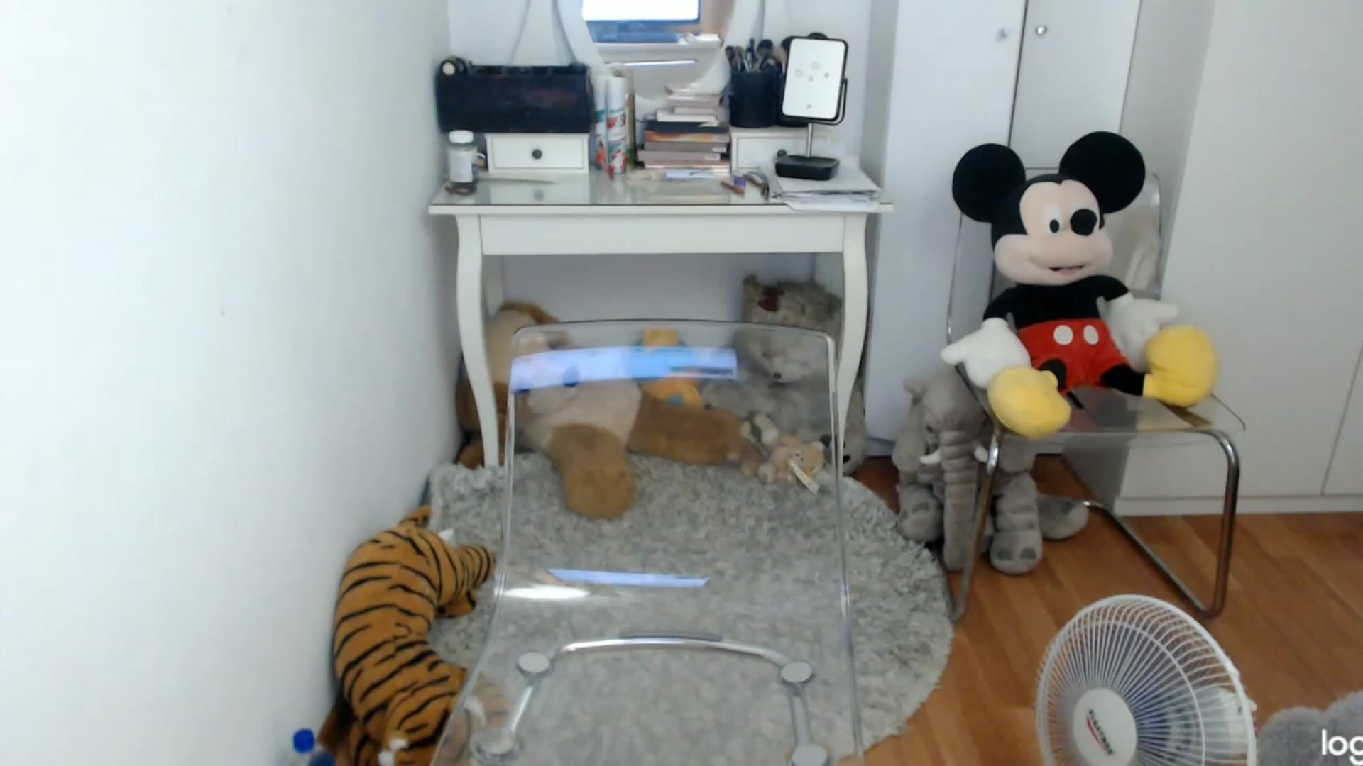 Gallery image thumbnail from SummerJewel's myfreecams stream on, 08/19/2023, 07:51 image 11 of 20