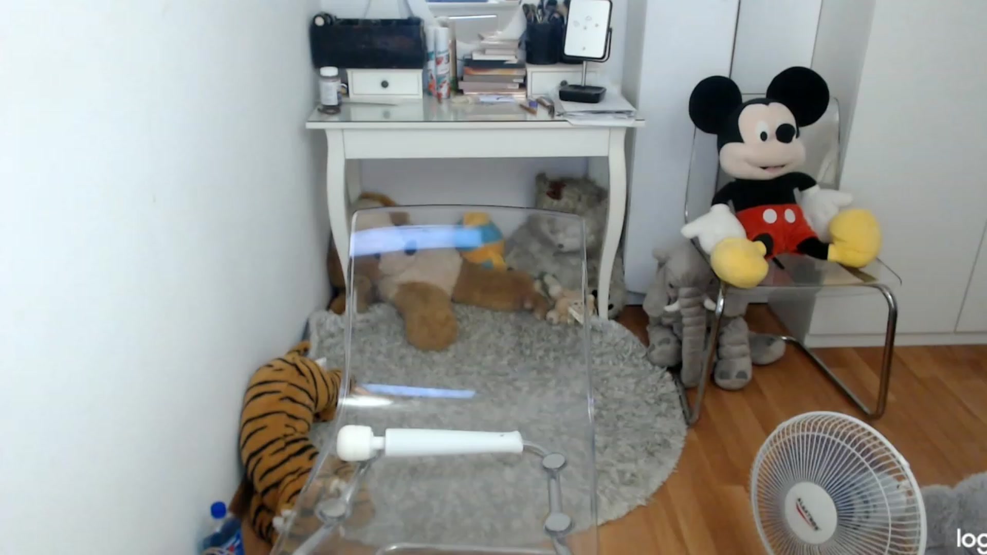 Gallery image thumbnail from SummerJewel's myfreecams stream on, 08/19/2023, 10:39 image 5 of 20