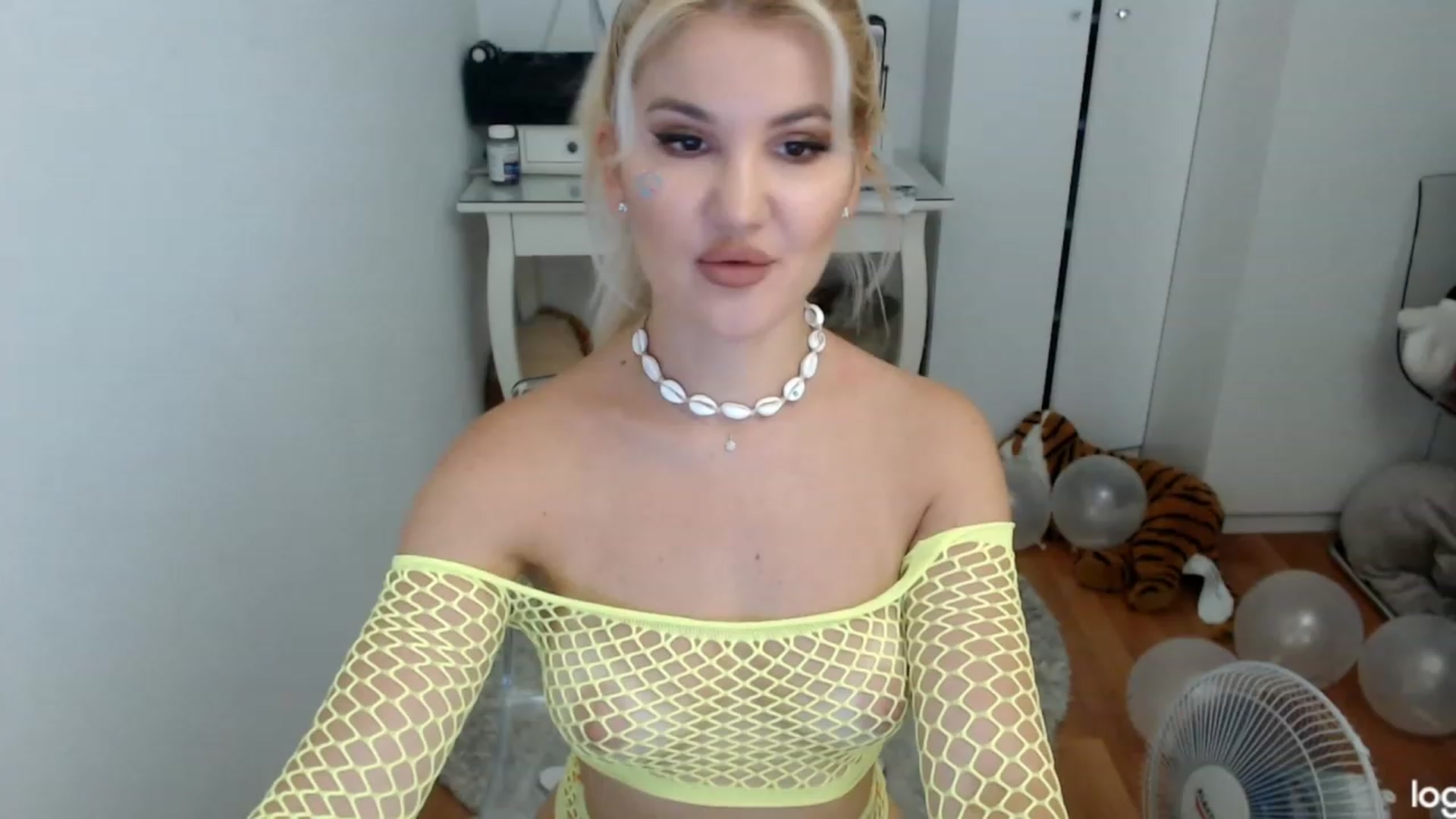 Gallery image thumbnail from SummerJewel's myfreecams stream on, 08/24/2023, 08:26 image 1 of 20